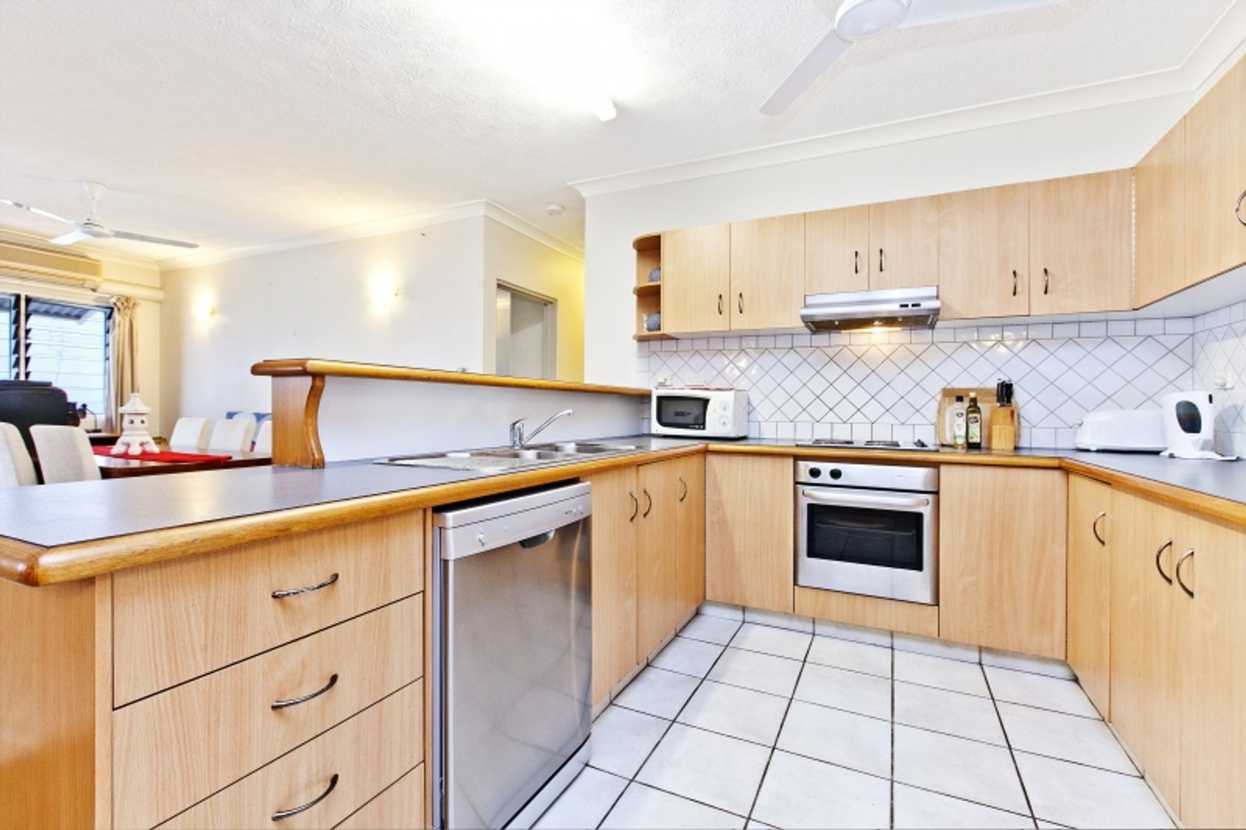 22/43 Woods Street, Darwin City NT 0800, Darwin City - Thumbnail 2