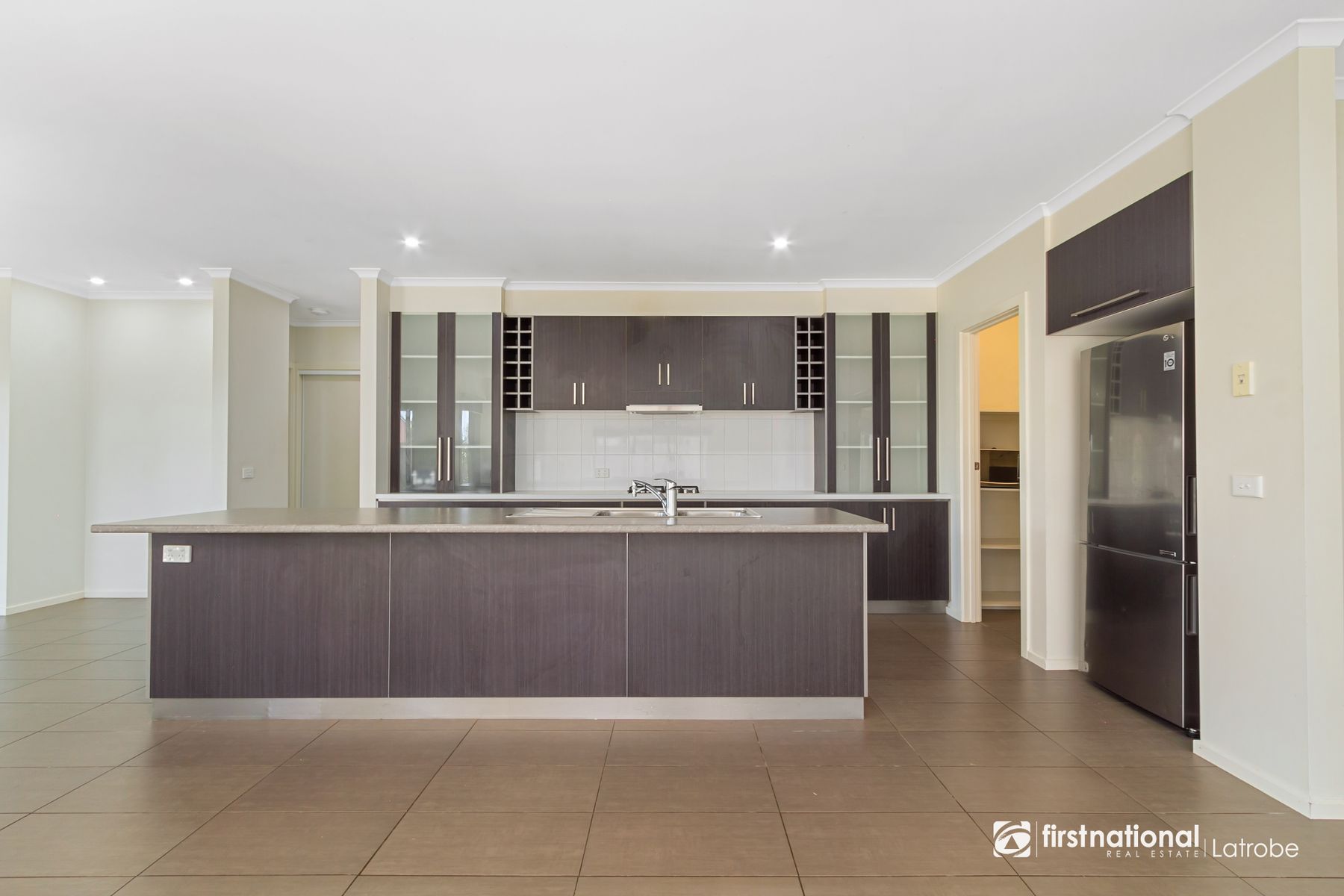 015 Open2view ID938283 14 Summerhill Road   Traralgon