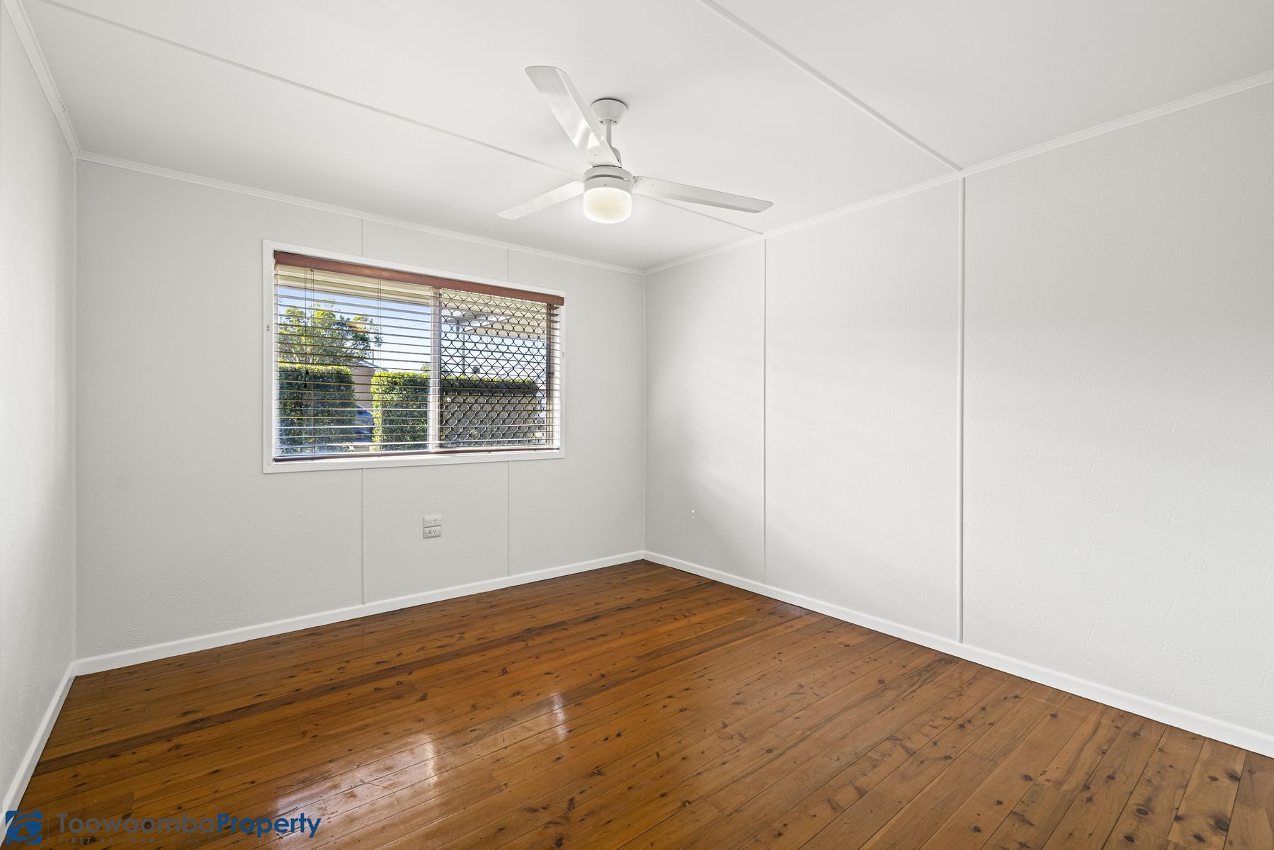64 Sardon Street, Centenary Heights QLD 4350, Centenary Heights - Thumbnail 7