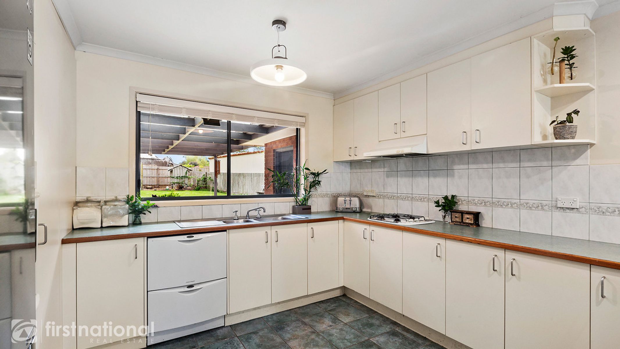5 Ellen Close, Warragul, VIC 3820, Warragul - Thumbnail 4