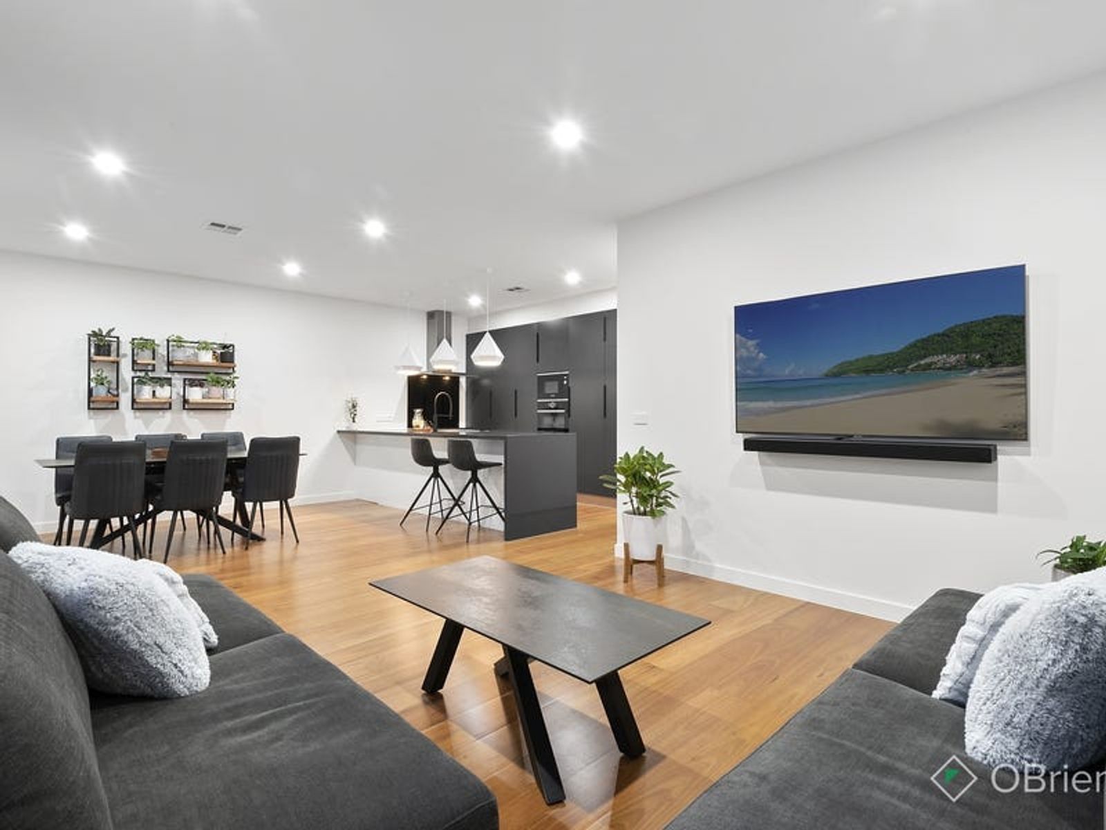 73 Girvan Circuit, Endeavour Hills, VIC 3802, Endeavour Hills - Thumbnail 5