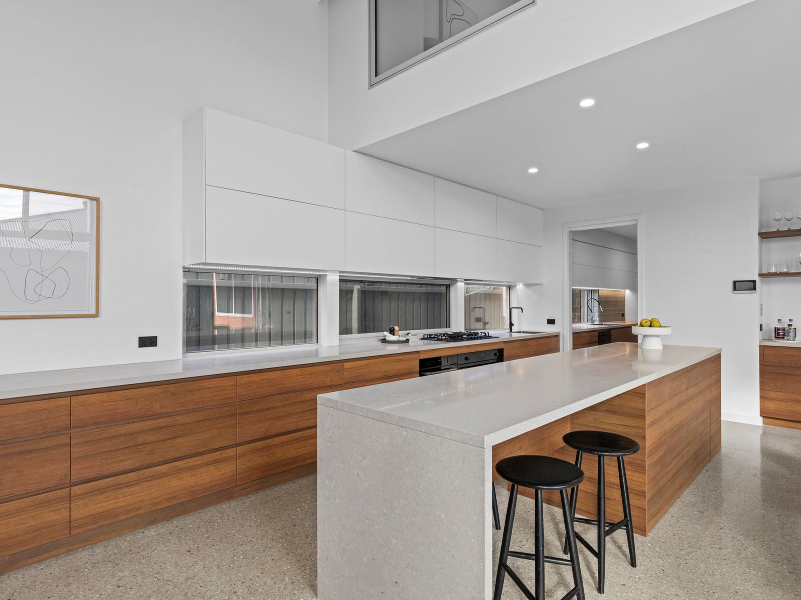64 Rippleside Drive, Torquay, Torquay - Thumbnail 6