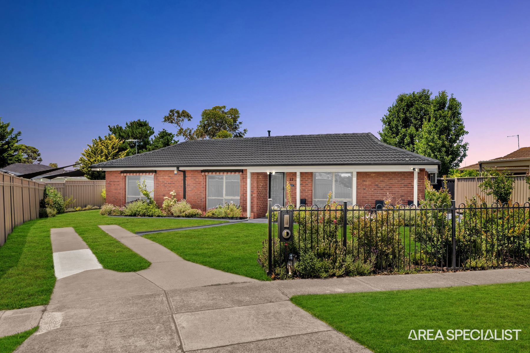 22 Chelmsford Way, Melton West, VIC 3337, Melton West - Thumbnail 3