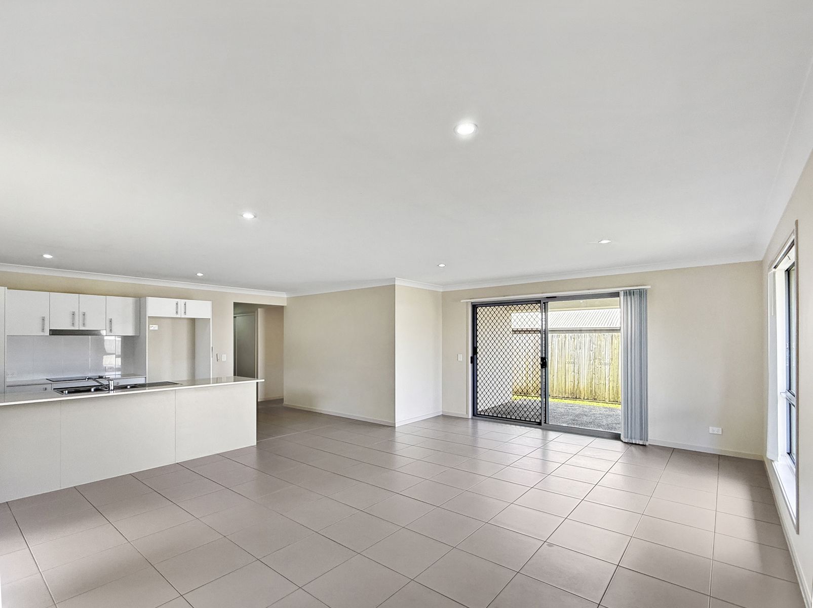 24 Pepperberry Circuit, Peregian Springs QLD 4573, Peregian Springs - Thumbnail 4