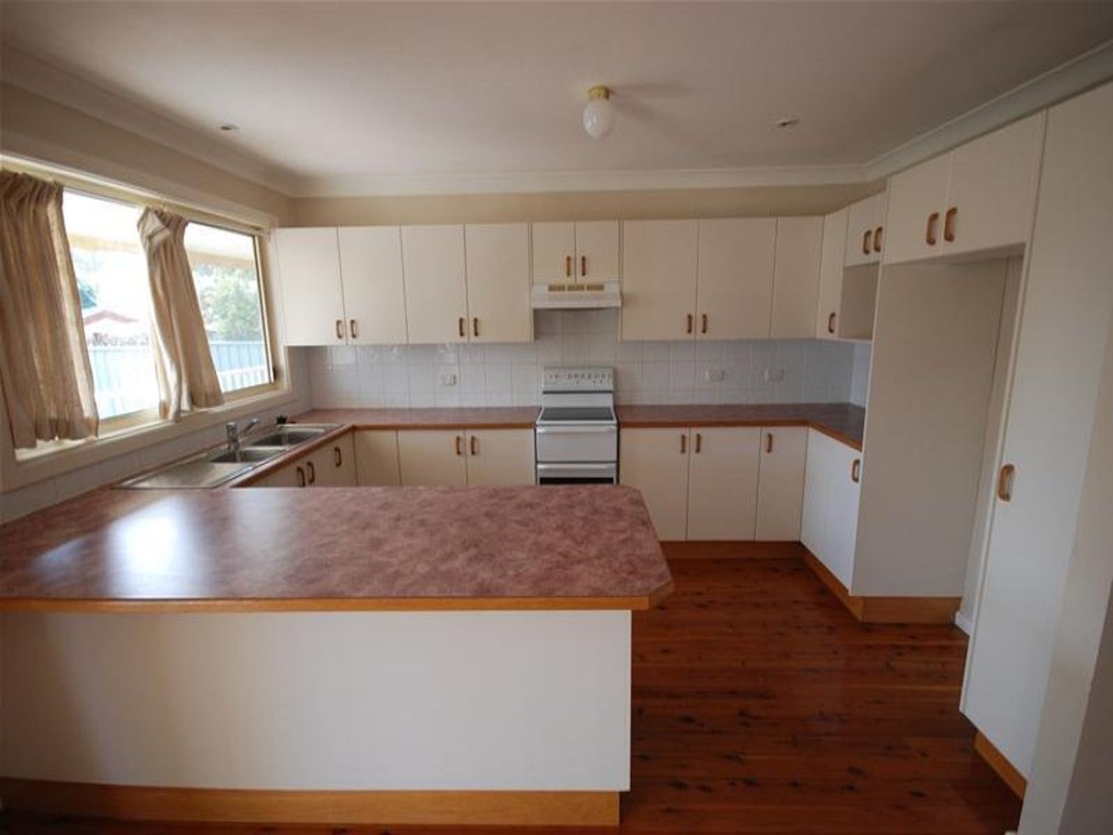 Penrith NSW 2750, Penrith - Thumbnail 2