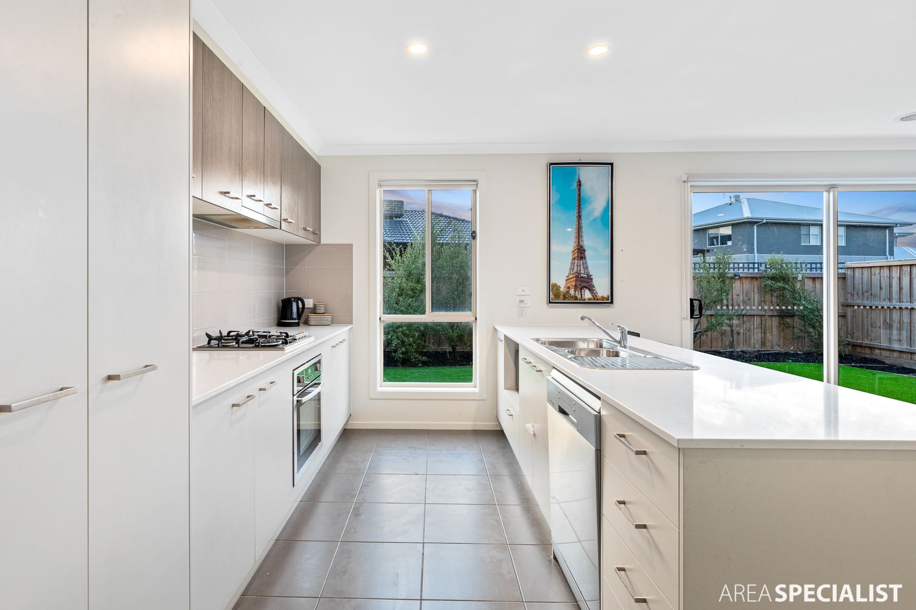 17 Giaconda Road, Point Cook, VIC 3030, Point Cook - Thumbnail 6