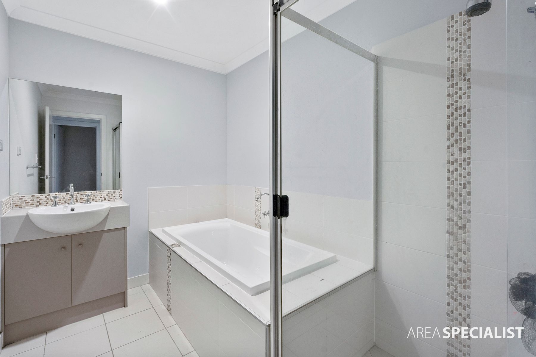 1/74 McLachlan Circuit, Willow Vale, QLD 4209, Willow Vale - Thumbnail 8