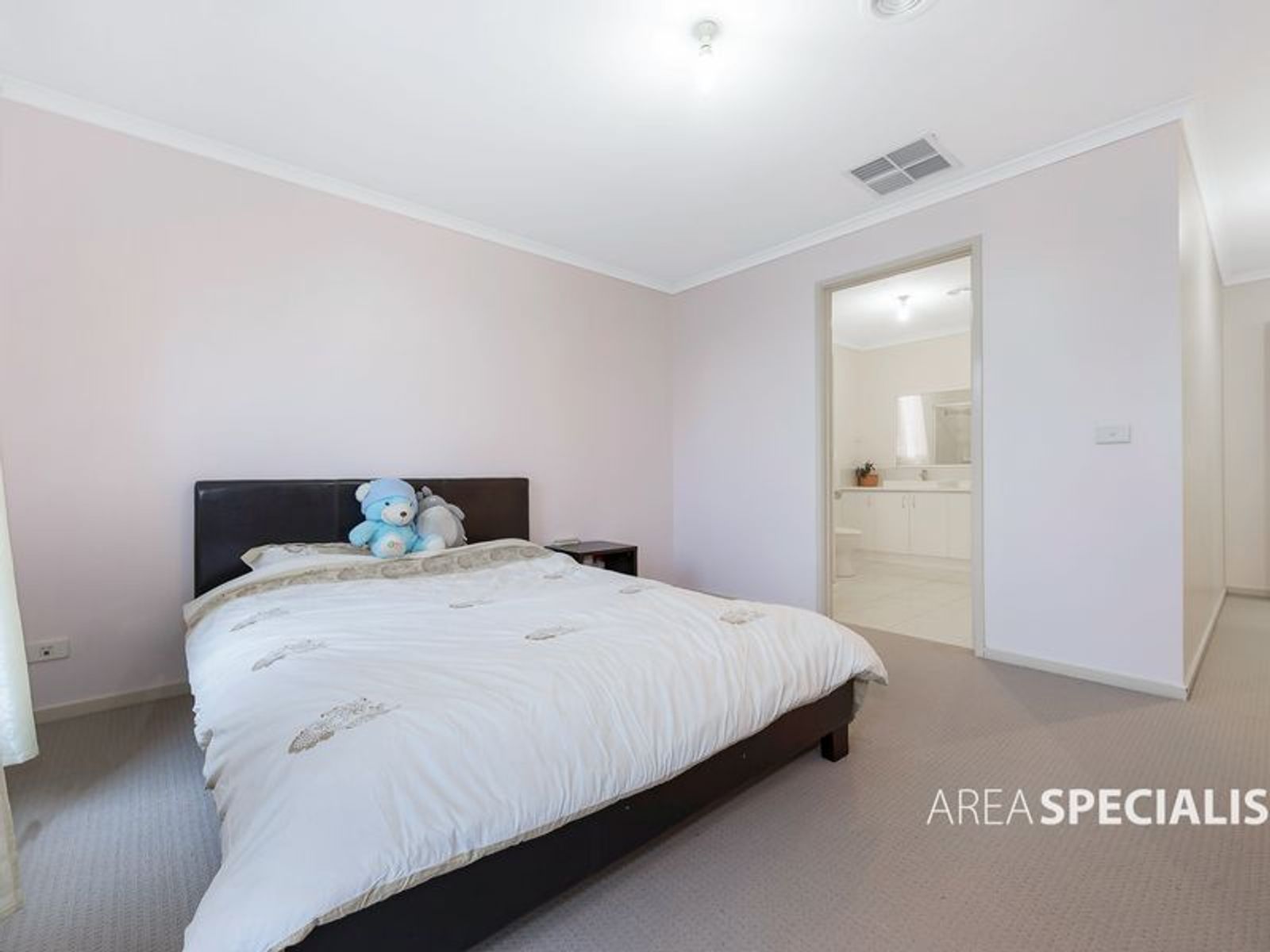 8 Tekarra Drive, Hampton Park, VIC 3976, Hampton Park - Thumbnail 4