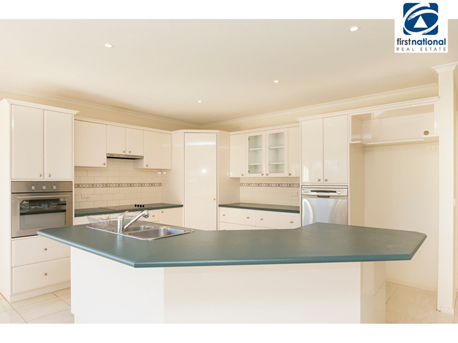 42 HAZELDEAN Road, Yarragon, VIC 3823, Yarragon - Thumbnail 3