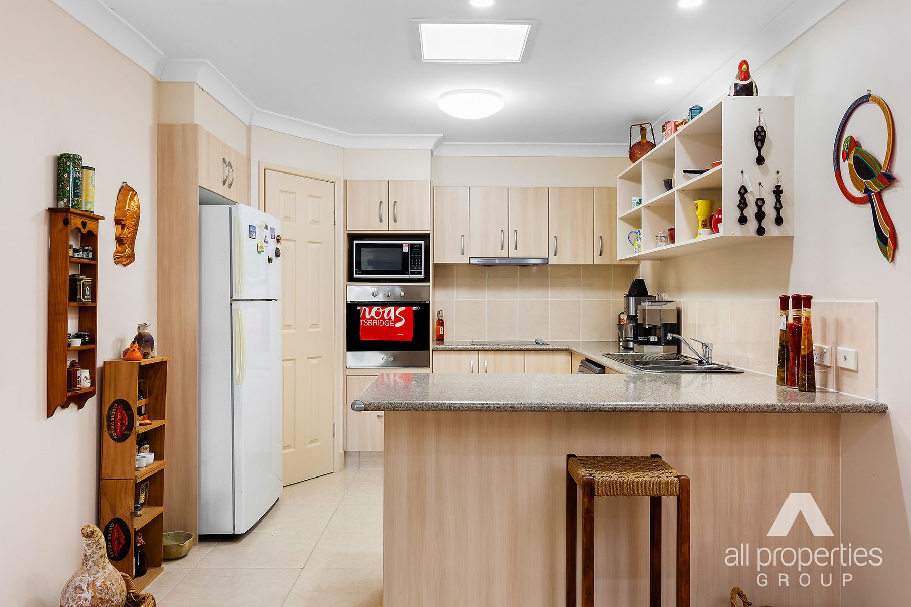 3 Penda Court, Merrimac QLD 4226, Merrimac - Thumbnail 2