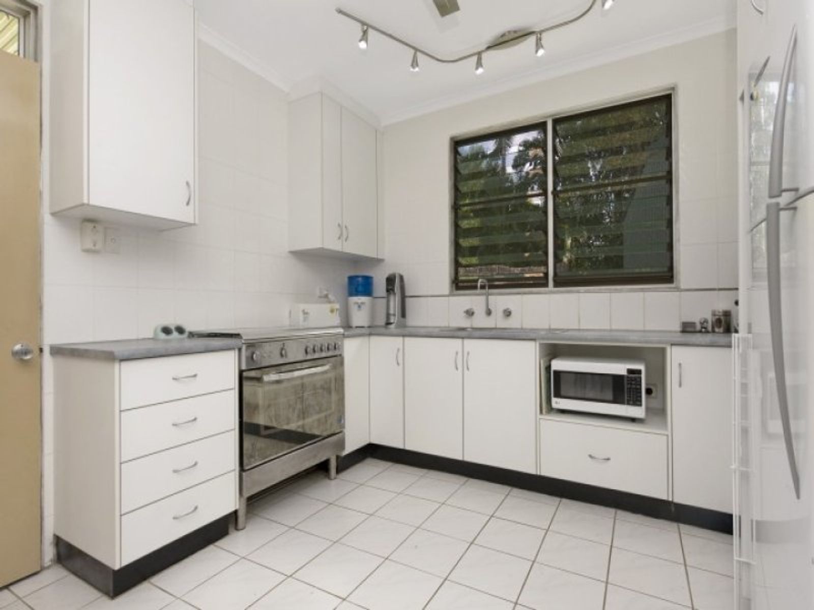 32 Tennison Crescent, Anula NT 0812, Anula - Thumbnail 2