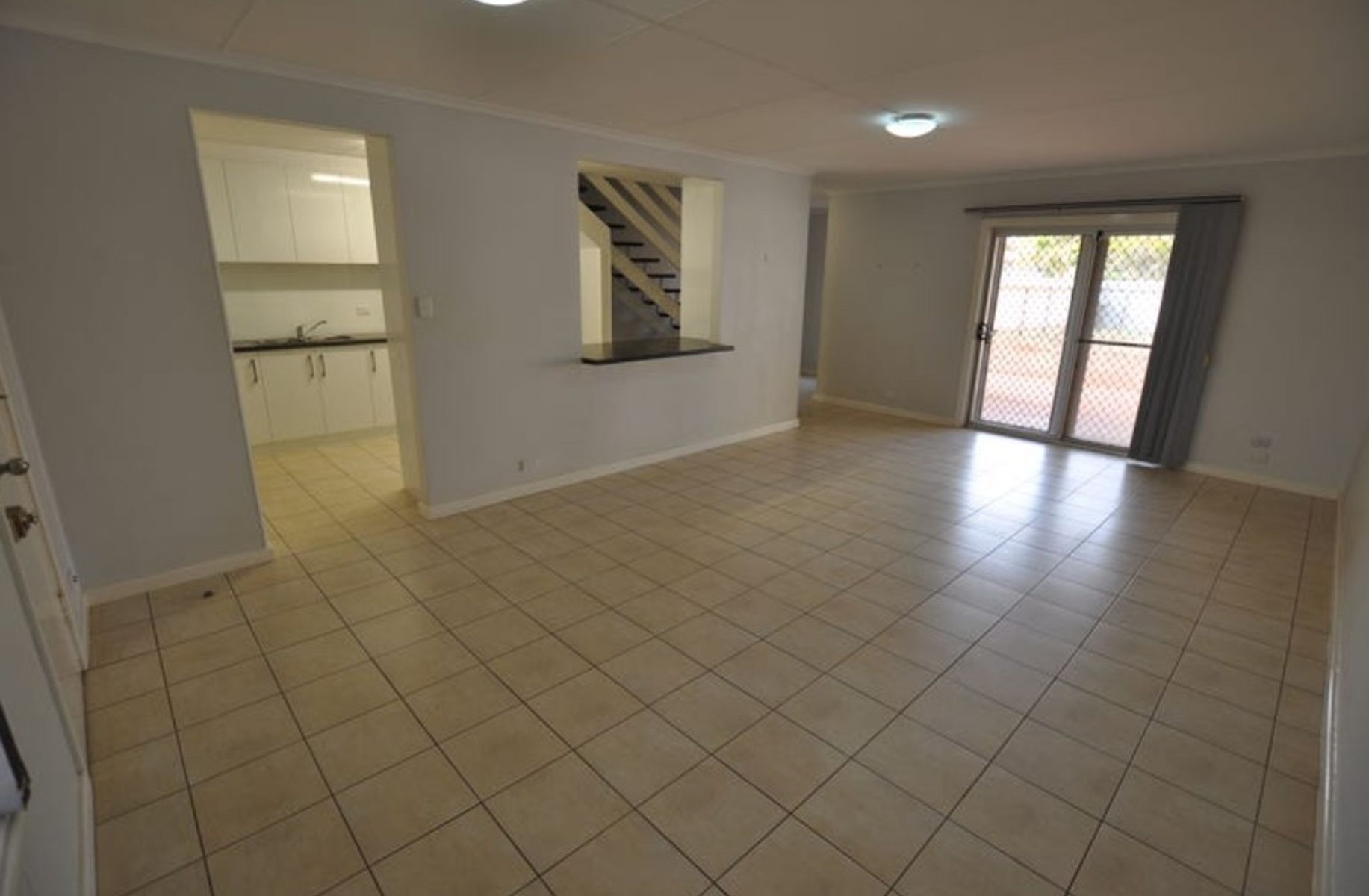 37 Catamore Court, South Hedland WA 6722, South Hedland - Thumbnail 3