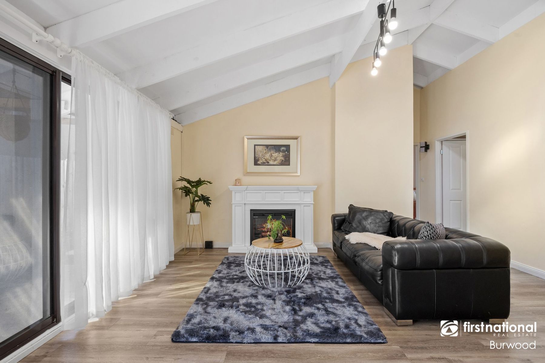 20 Saxon Street, Doncaster VIC 3108, Doncaster - Thumbnail 2