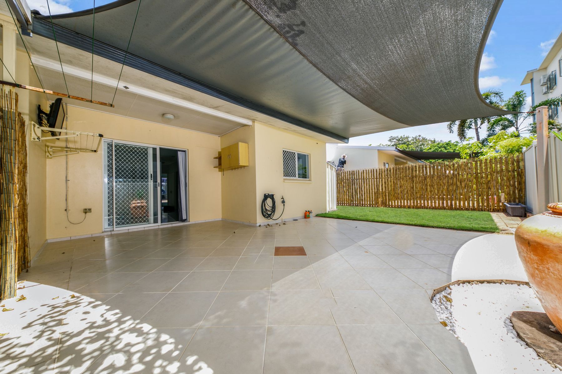 2/17 Undoolya Street, Tiwi NT 0810, Tiwi - Thumbnail 2
