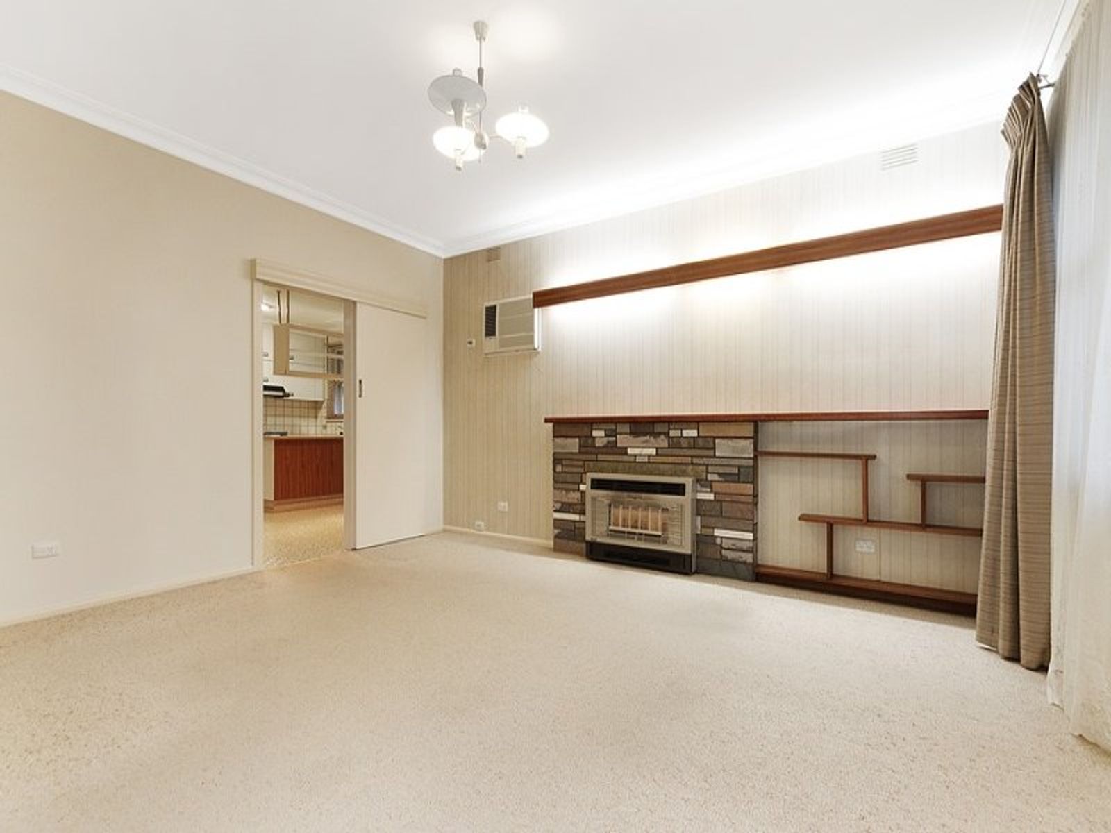 2 Suzanne Street, Dandenong, VIC 3175, Dandenong - Thumbnail 2