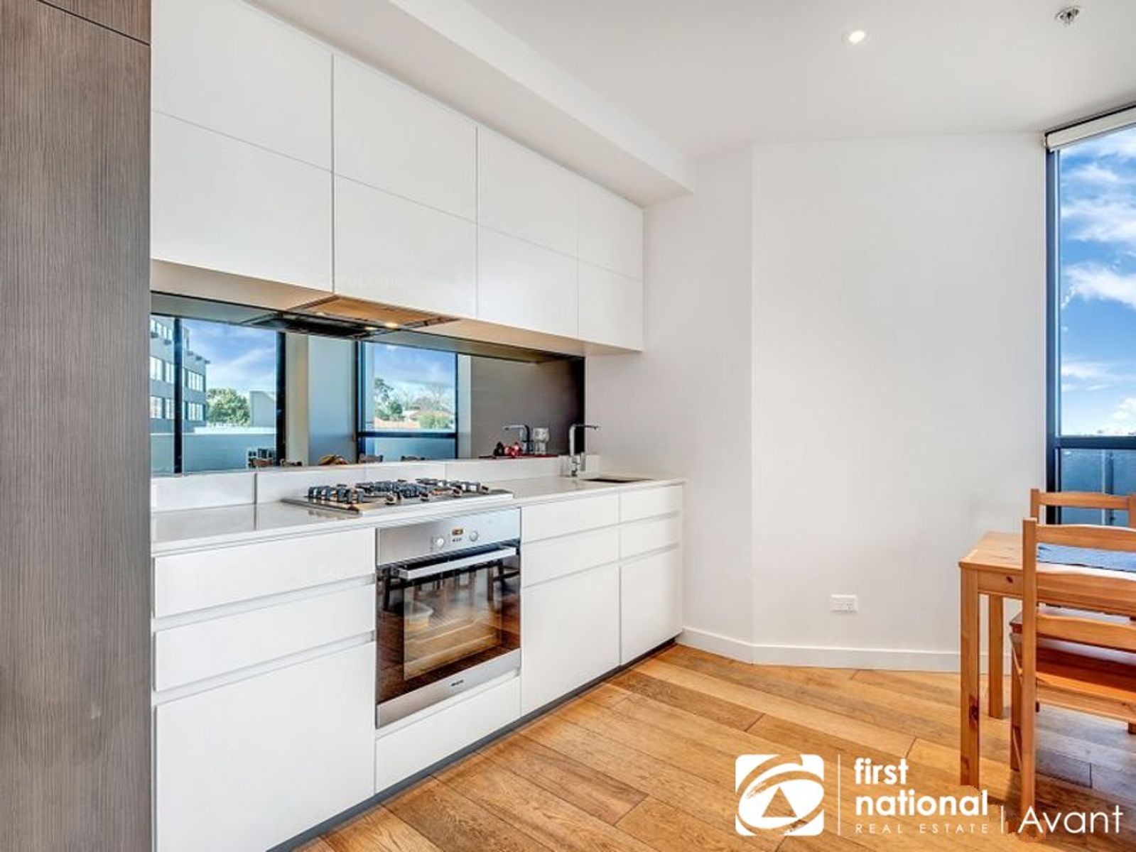 401/118 High Street South, Kew VIC 3101, Kew - Thumbnail 3