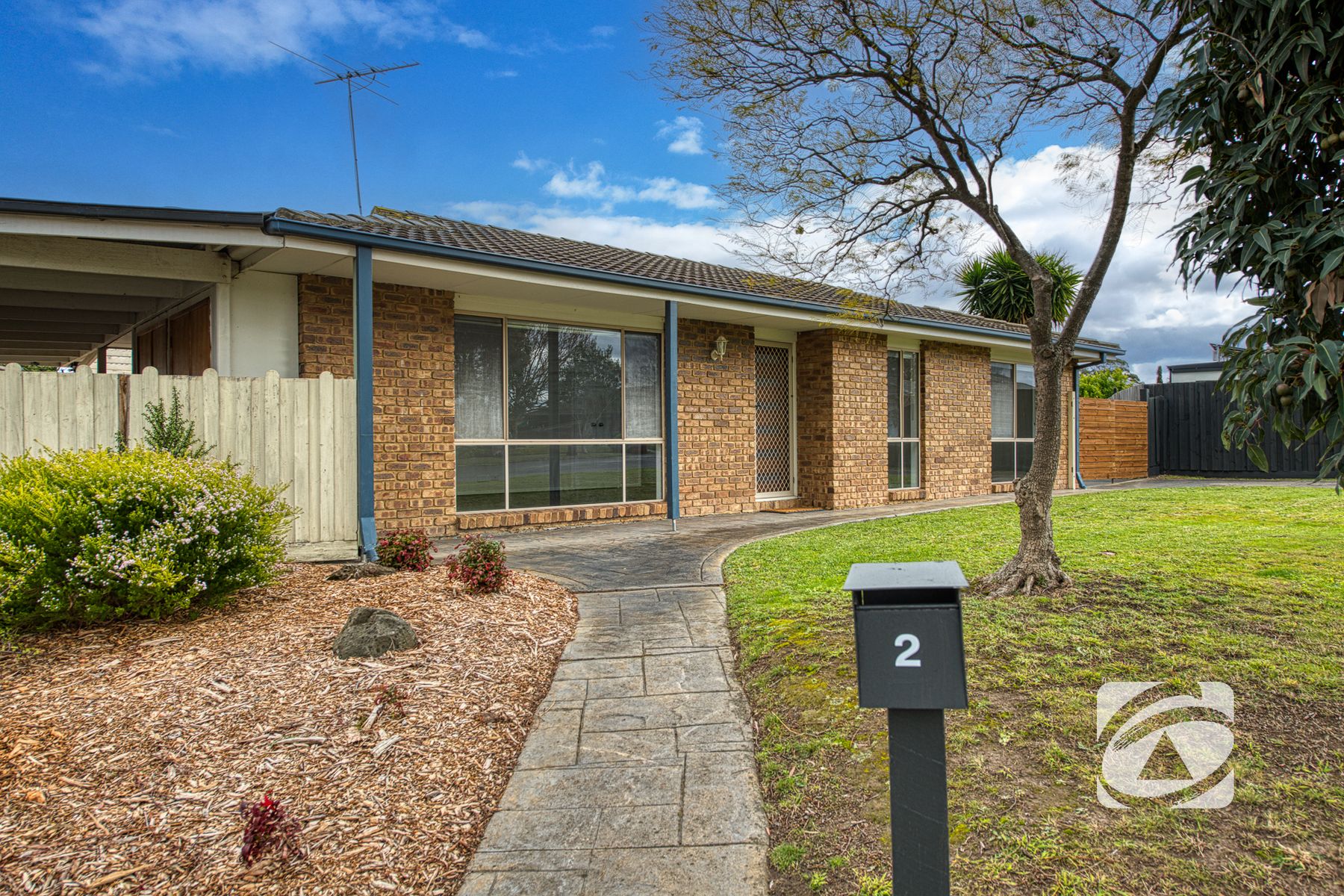 2 Topaz Place, Narre Warren VIC 3805