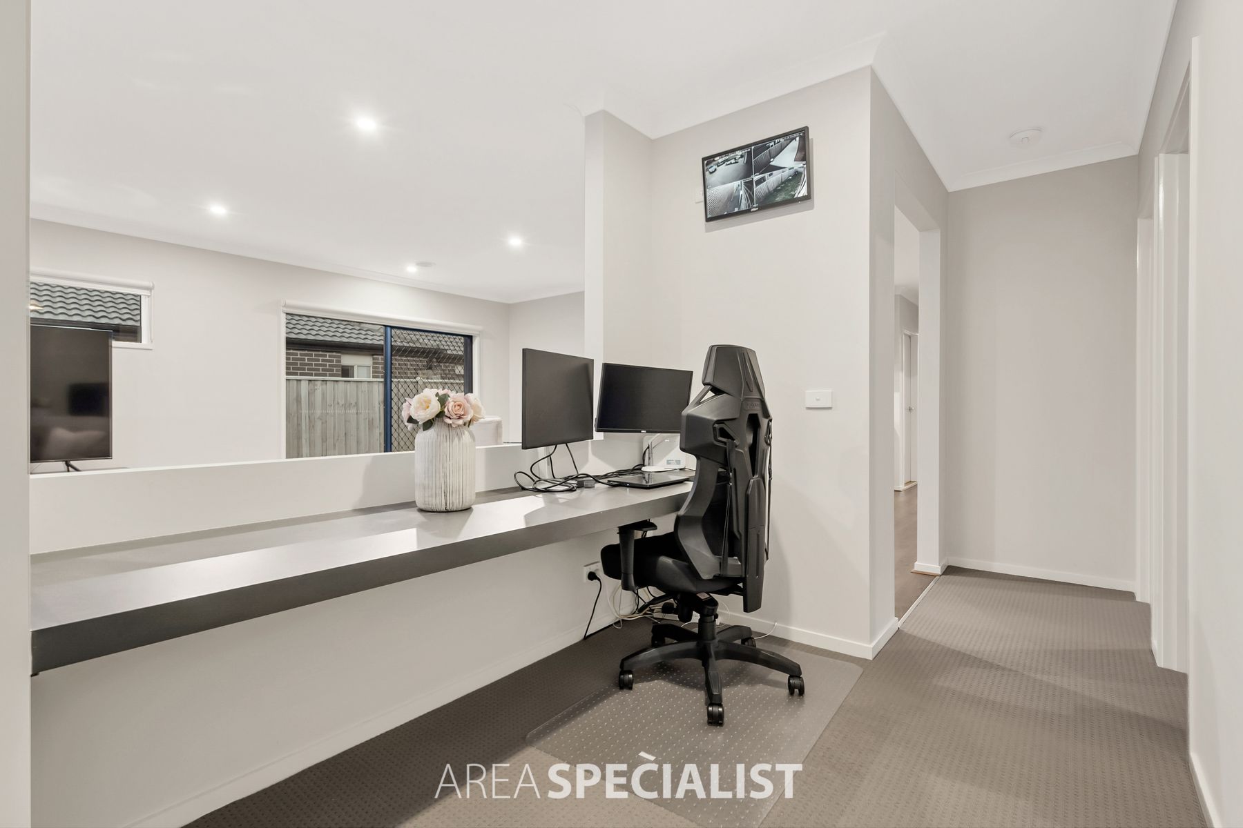 8 Hekela Street, Clyde North, VIC 3978, Clyde North - Thumbnail 7