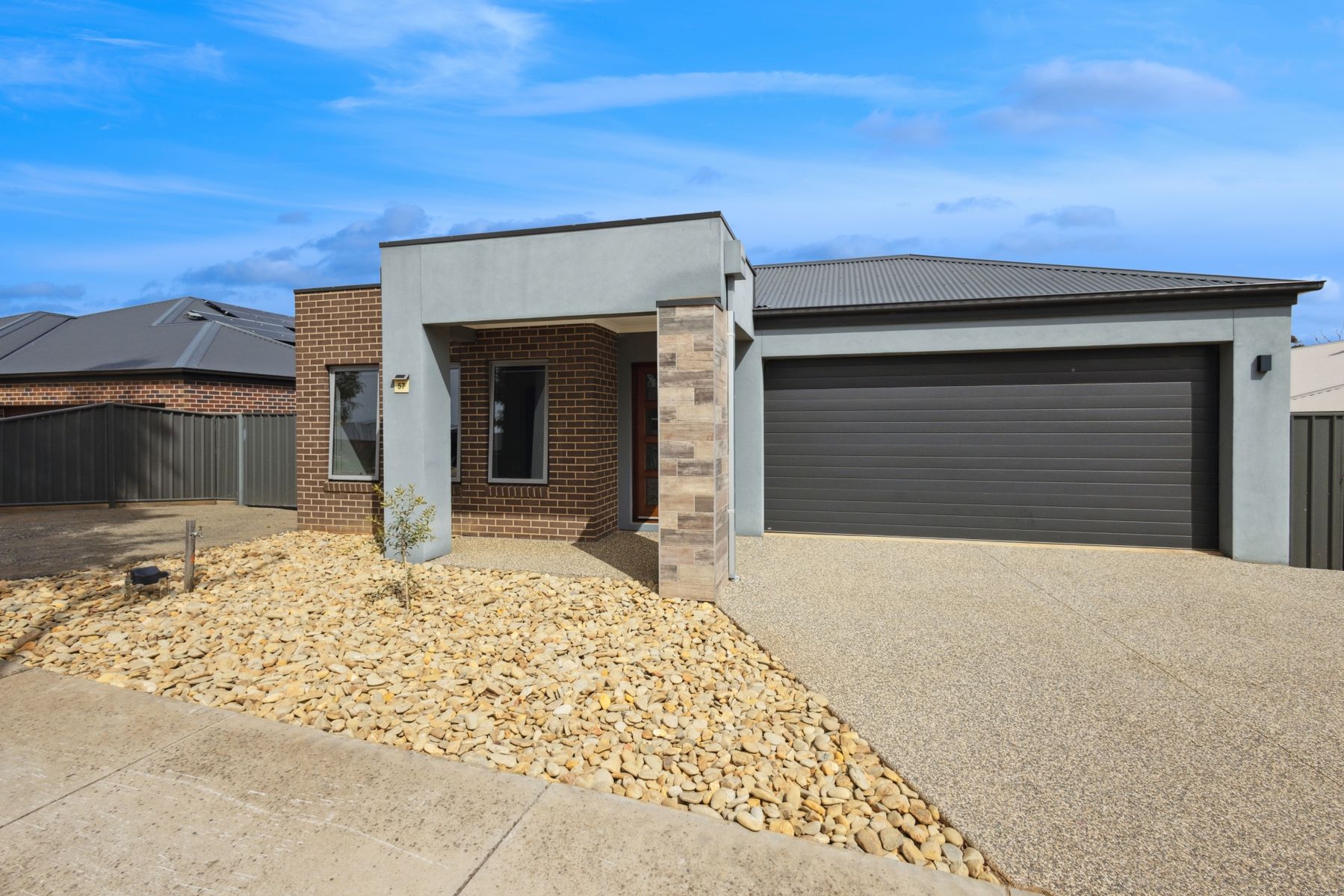 57 Swanson Boulevard, Strathfieldsaye, VIC 3551, Strathfieldsaye - Thumbnail 2