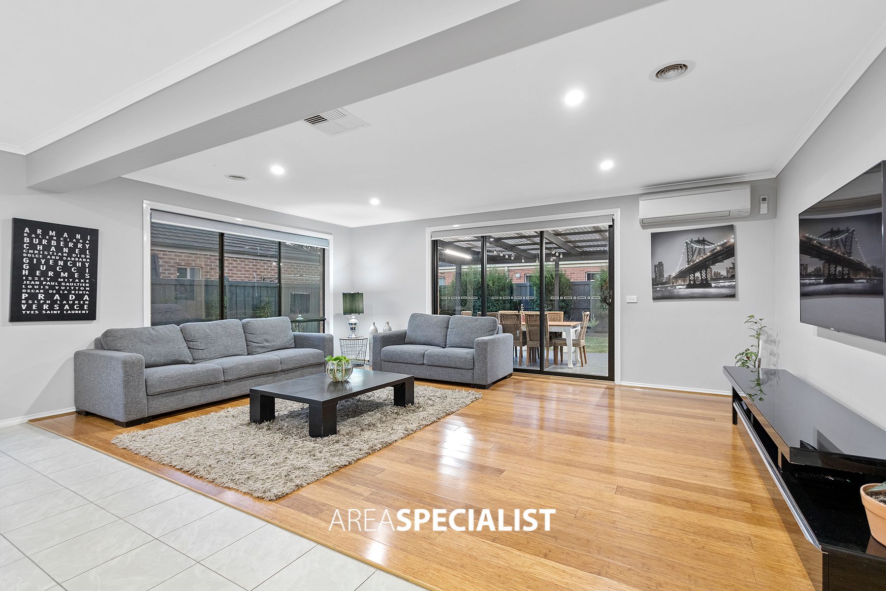 32 Sussex Avenue, Cranbourne North, VIC 3977, Cranbourne North - Thumbnail 4