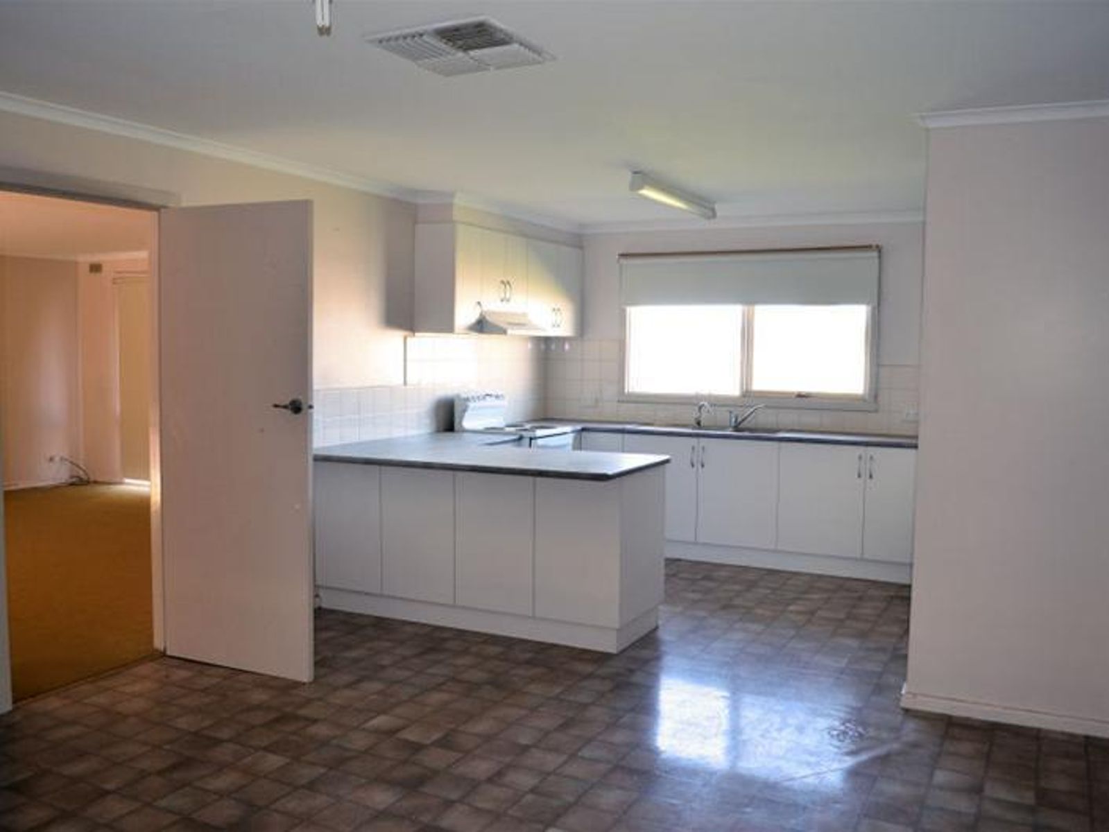 8 Boronia Drive, Cullulleraine - Thumbnail 4