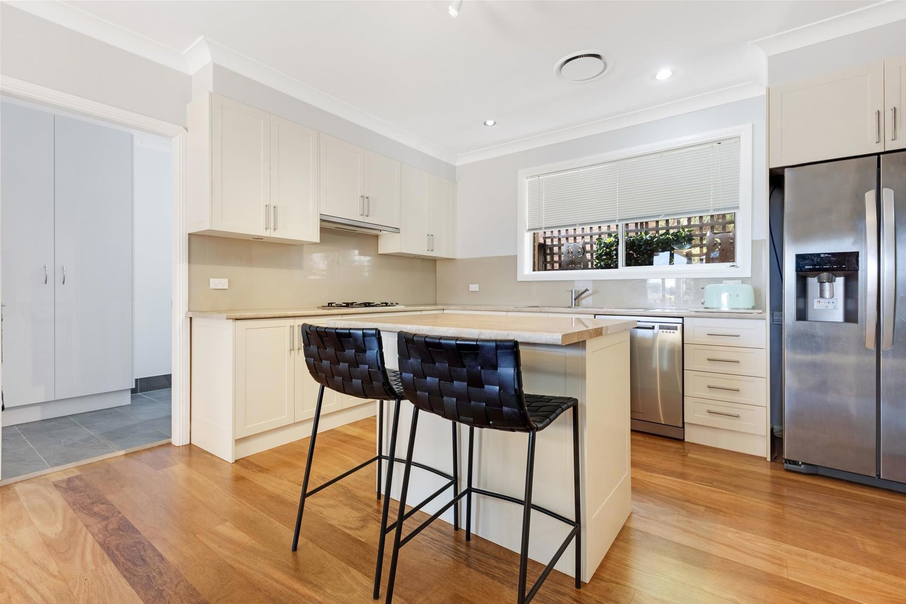 19 Highbrook Place, Castle Hill NSW 2154, Castle Hill - Thumbnail 2