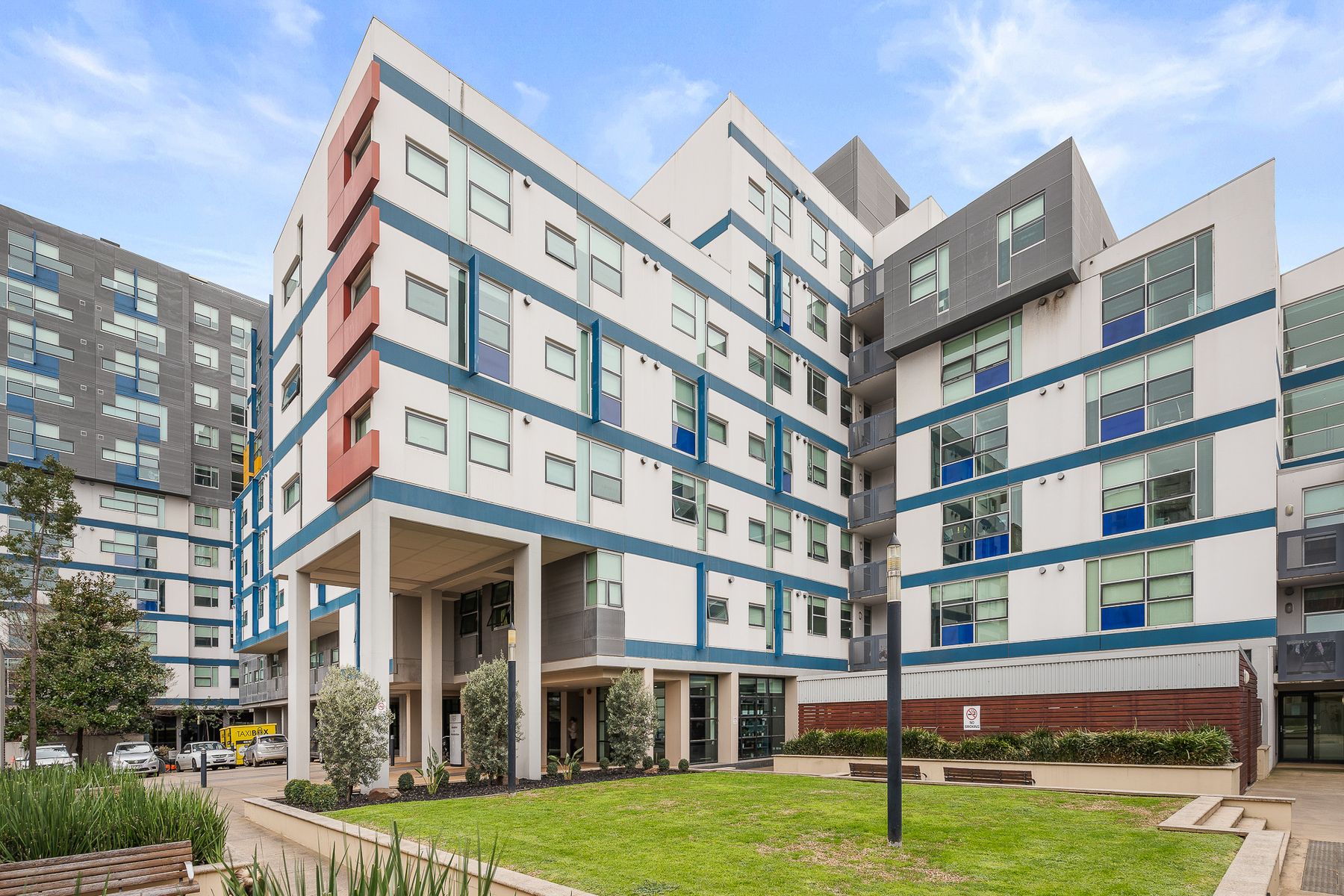 553/800 Swanston Street, Carlton, VIC 3053, Carlton - Thumbnail 2