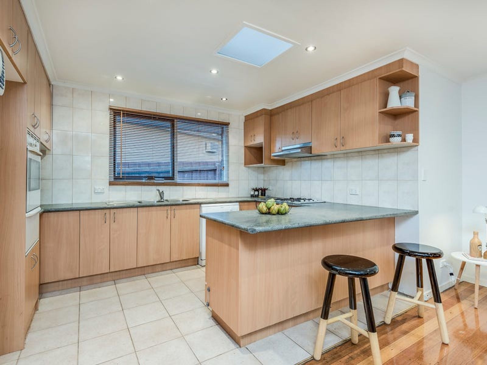 72 Charles Green Avenue, Endeavour Hills, VIC 3802, Endeavour Hills - Thumbnail 3