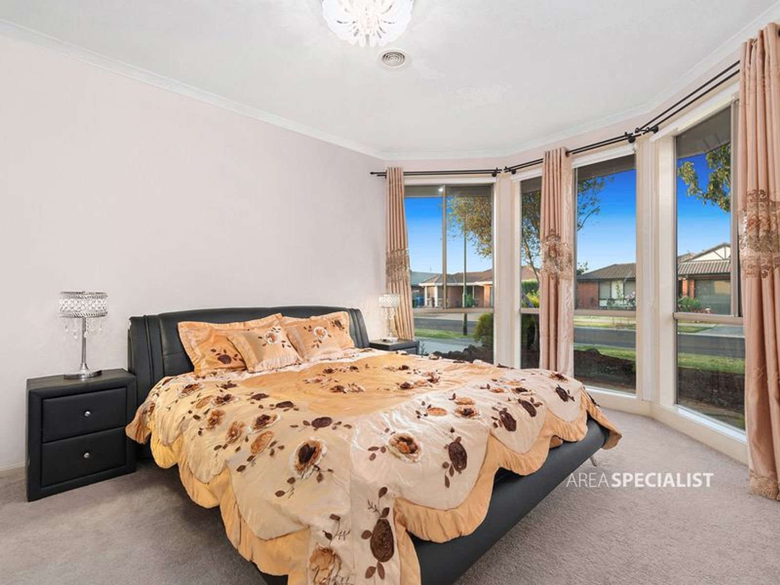 49 Trafalgar Way, Cranbourne East, VIC 3977, Cranbourne East - Thumbnail 5