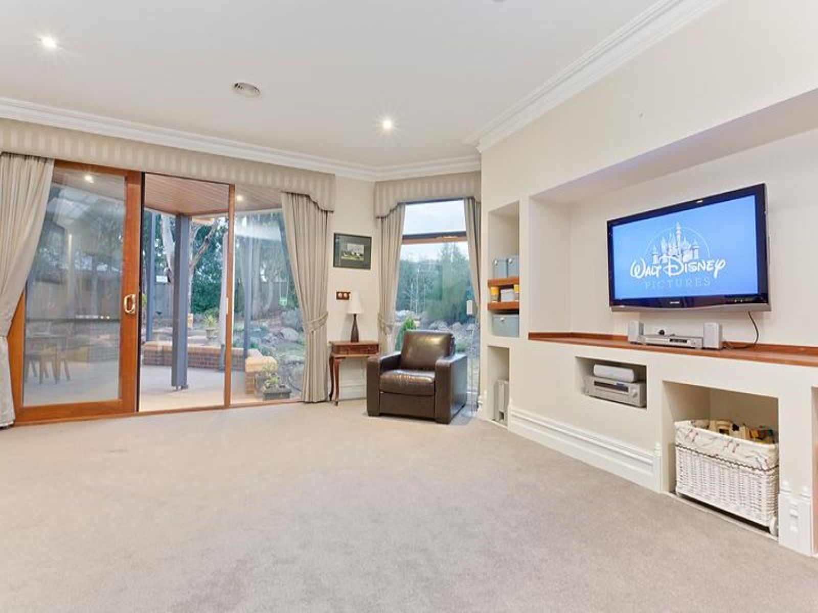 13 Kookaburra Close, Sunbury - Thumbnail 8