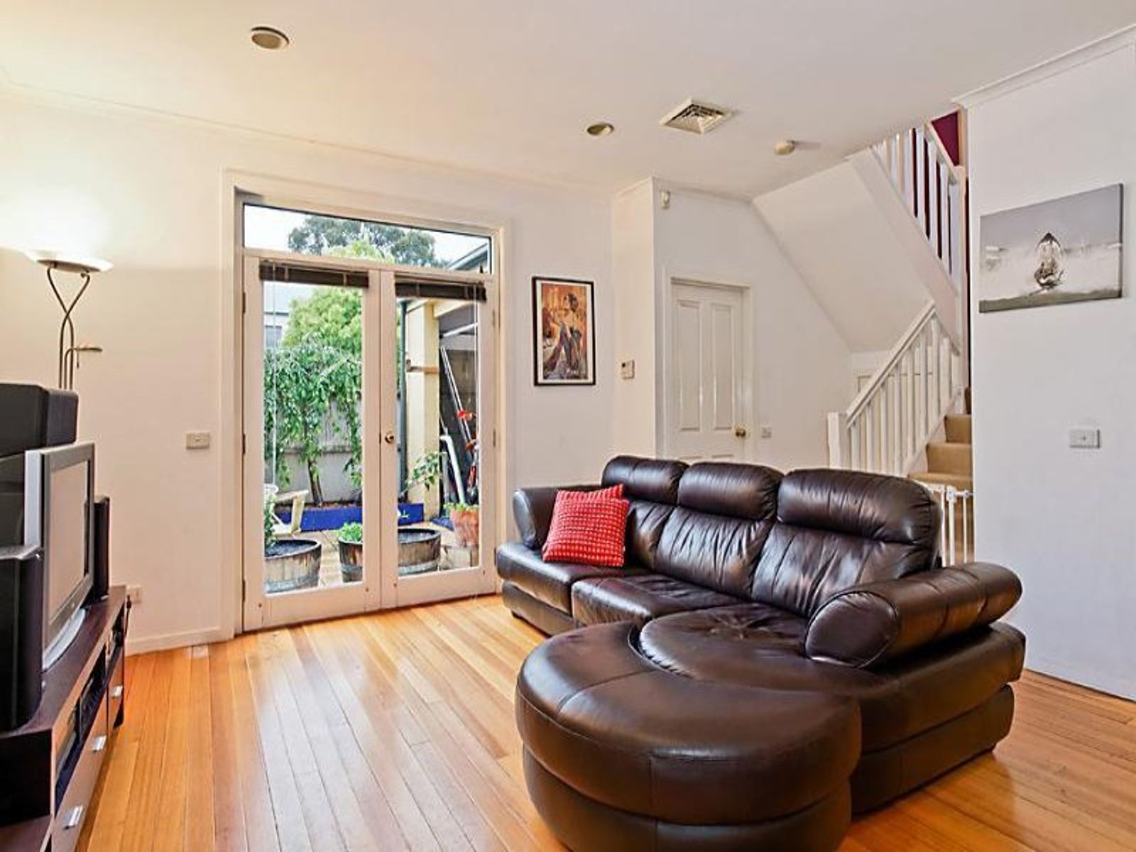 183 The Crescent, Kensington - Thumbnail 3