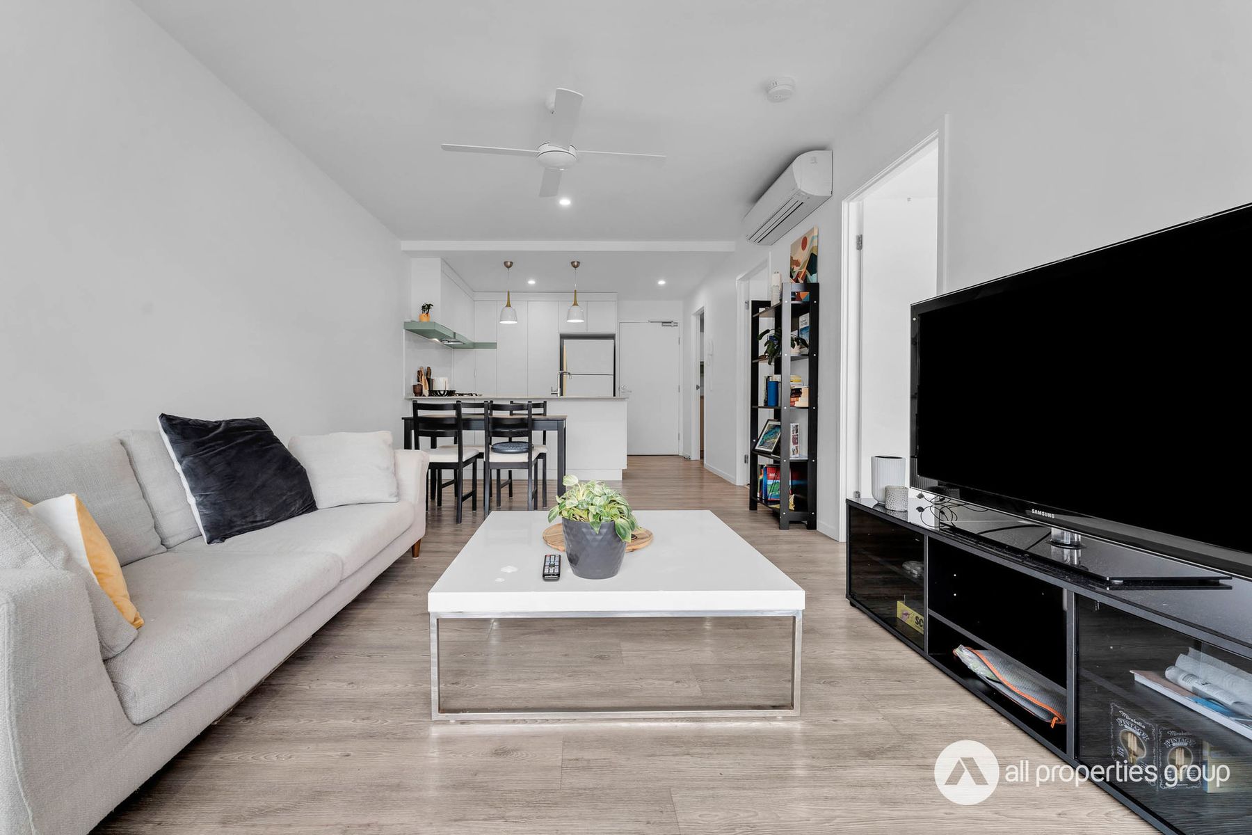 2202/88 Waldheim Street, Annerley QLD 4103, Annerley - Thumbnail 4