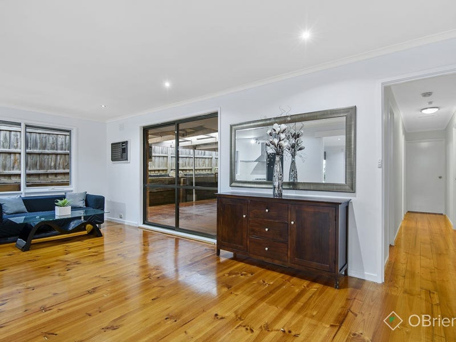 70 William Hovell Drive, Endeavour Hills, VIC 3802, Endeavour Hills - Thumbnail 4