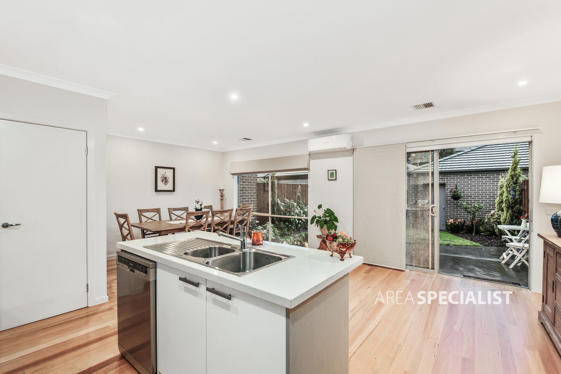 3 Rosette Crescent, Keysborough, VIC 3173, Keysborough - Thumbnail 5