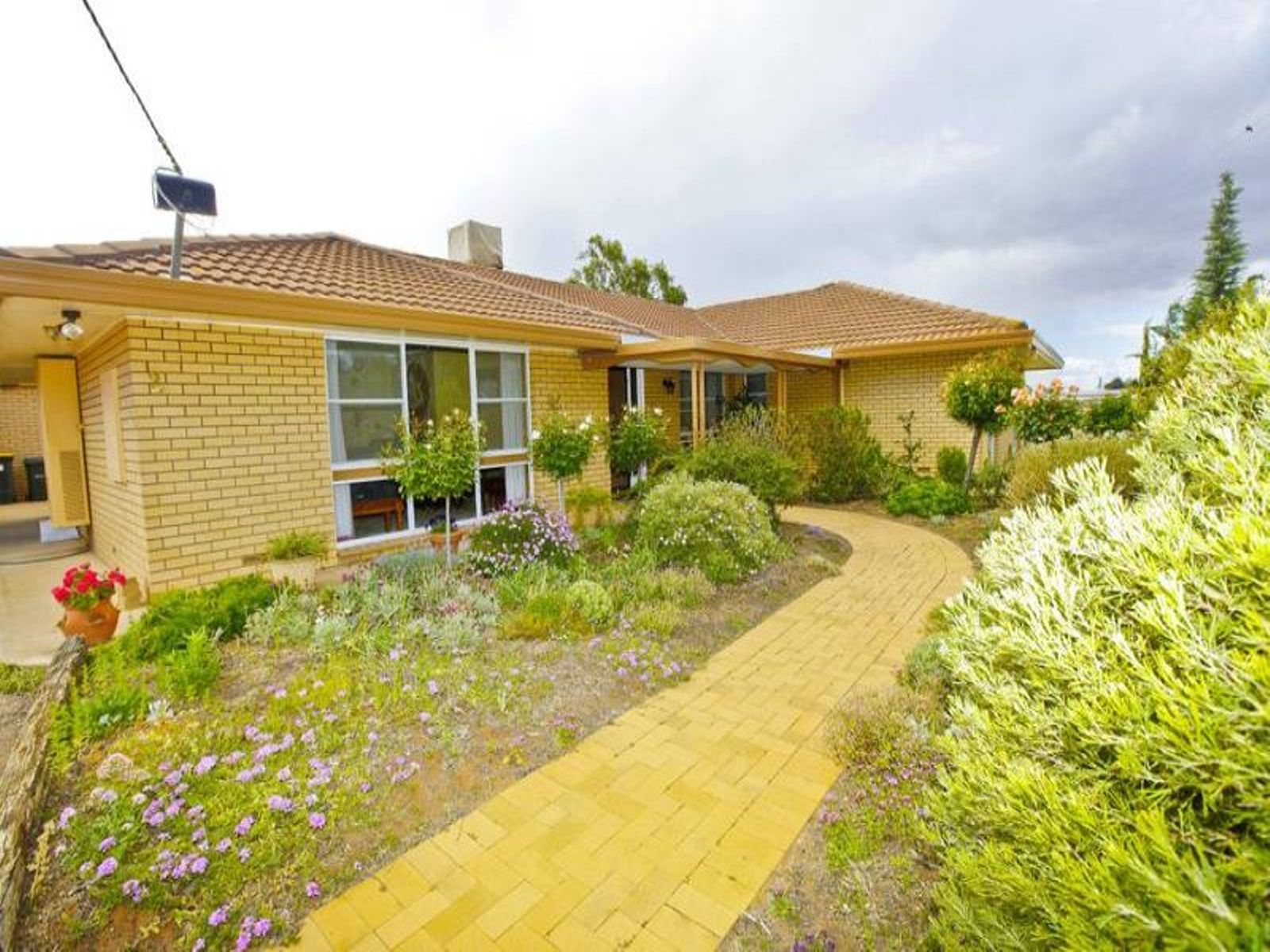 2 Morpung Avenue, Nichols Point - Thumbnail 2