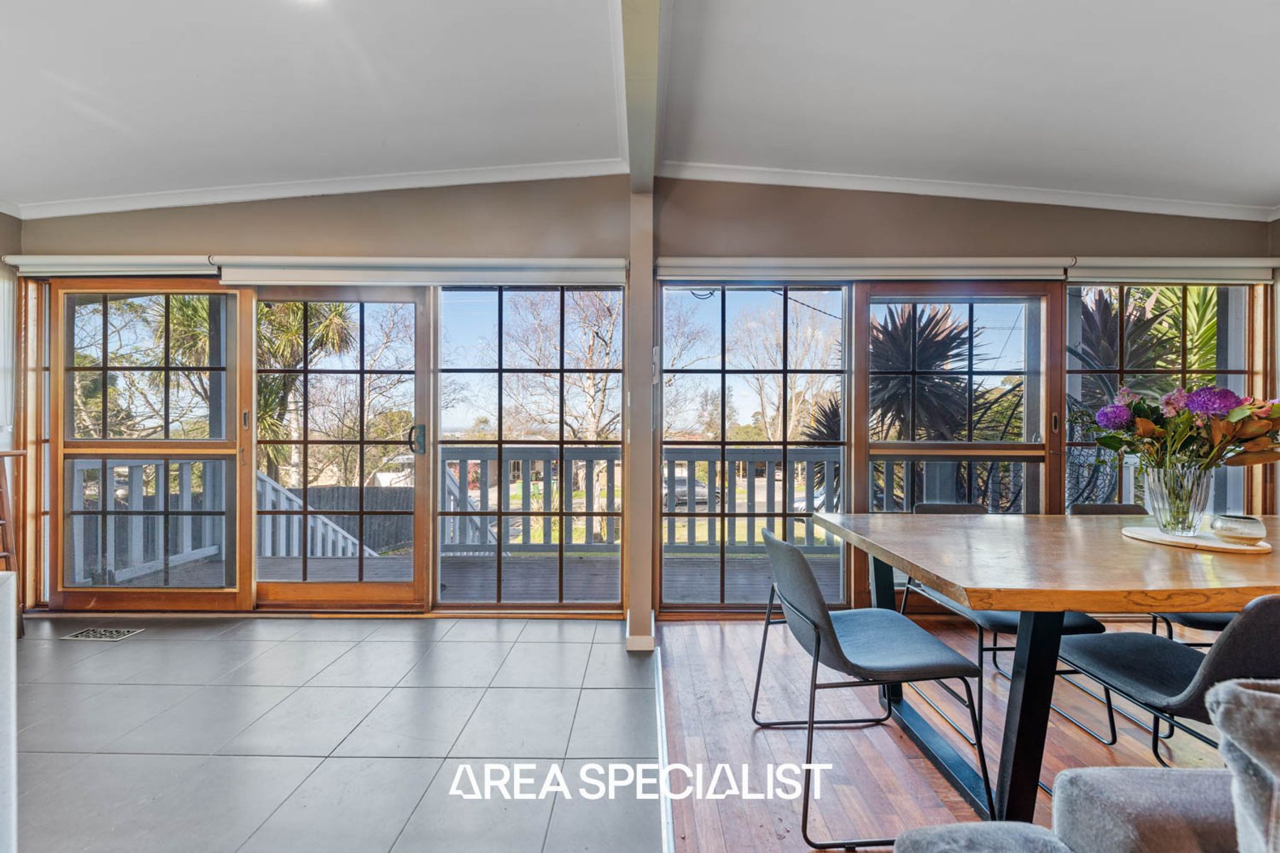 11 Gardenia Street, Pakenham, VIC 3810, Pakenham - Thumbnail 3