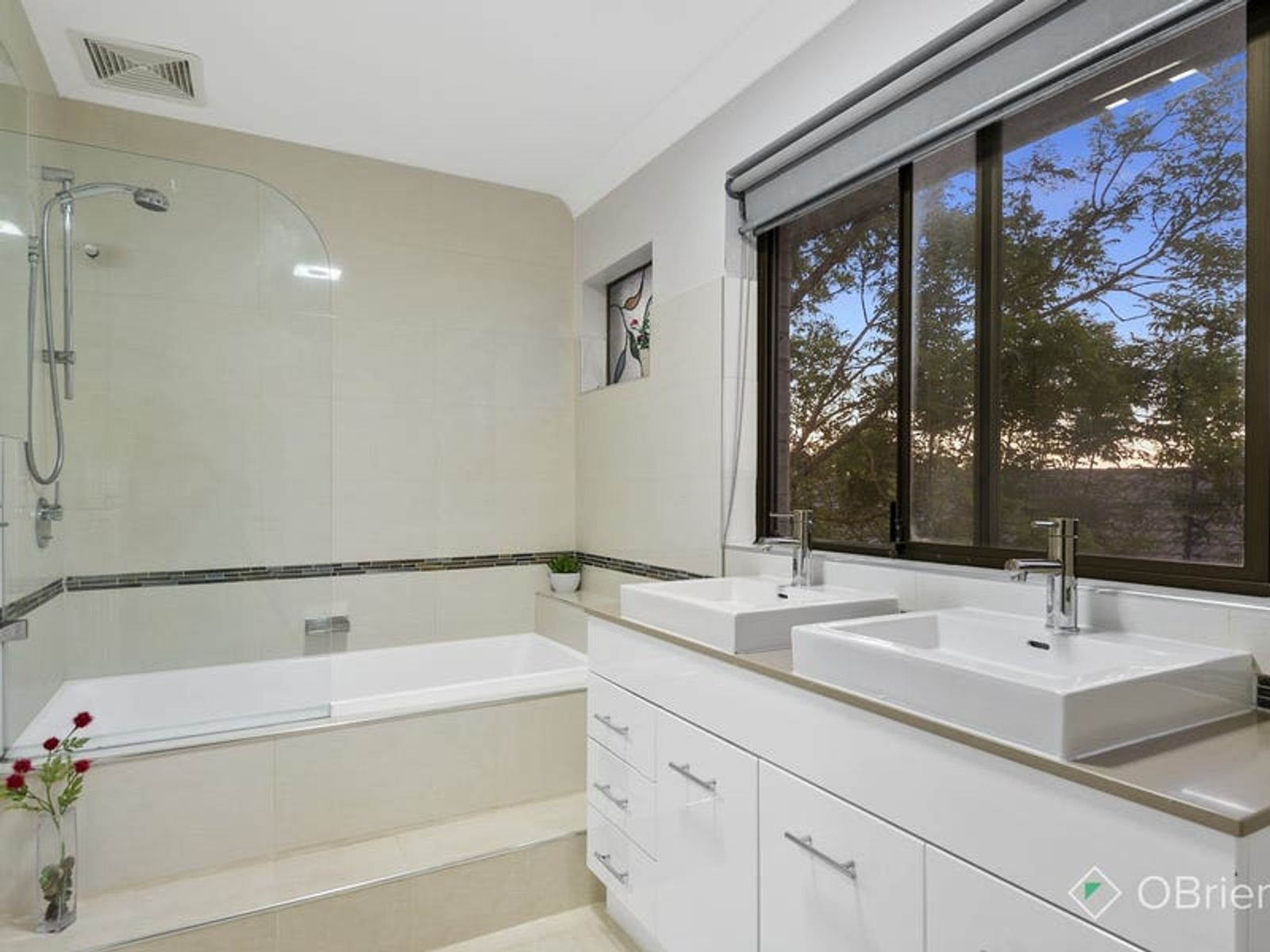 35 Regnans Avenue, Endeavour Hills, VIC 3802, Endeavour Hills - Thumbnail 6