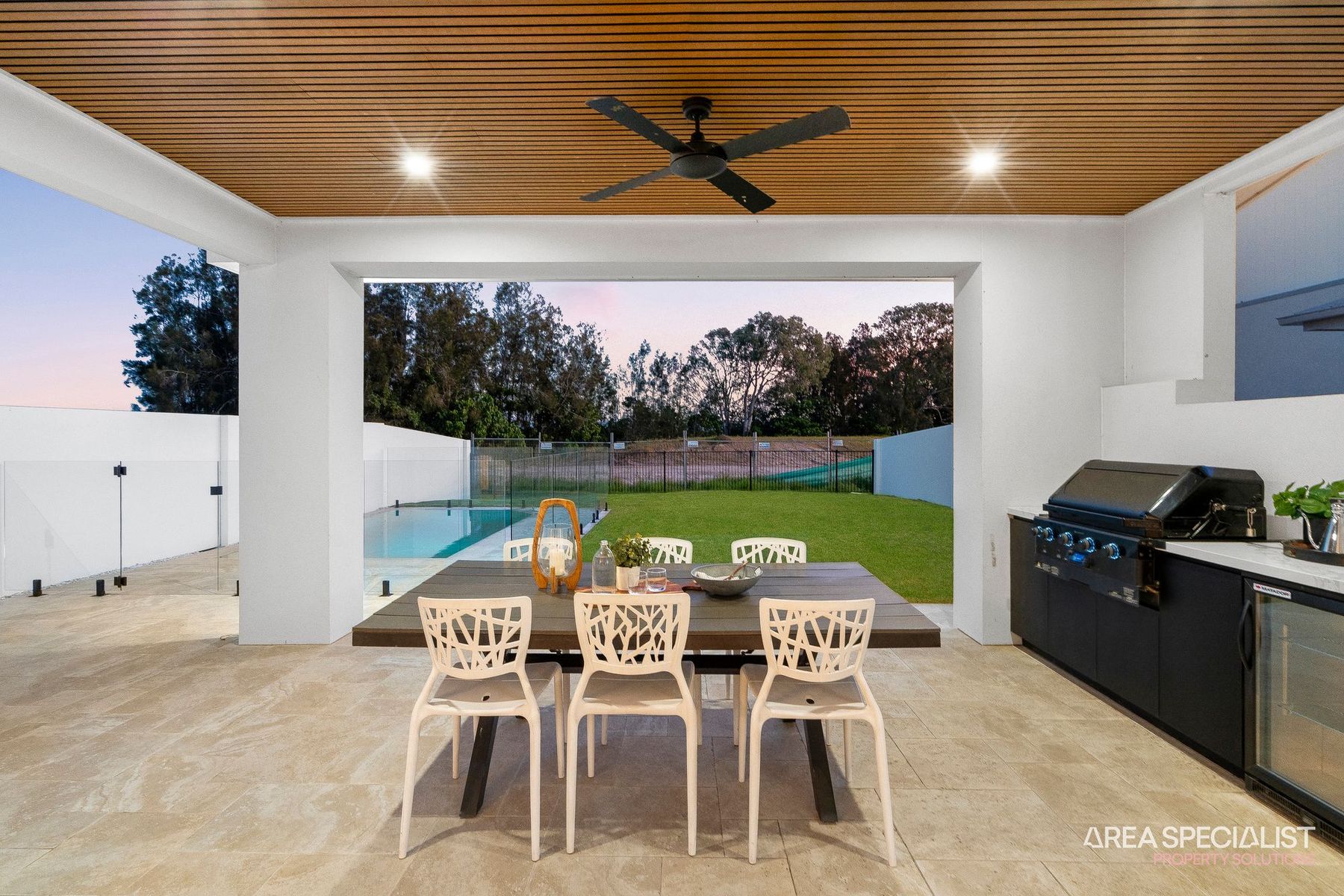 95 Harbour Boulevard, Jacobs Well, Jacobs Well - Thumbnail 4