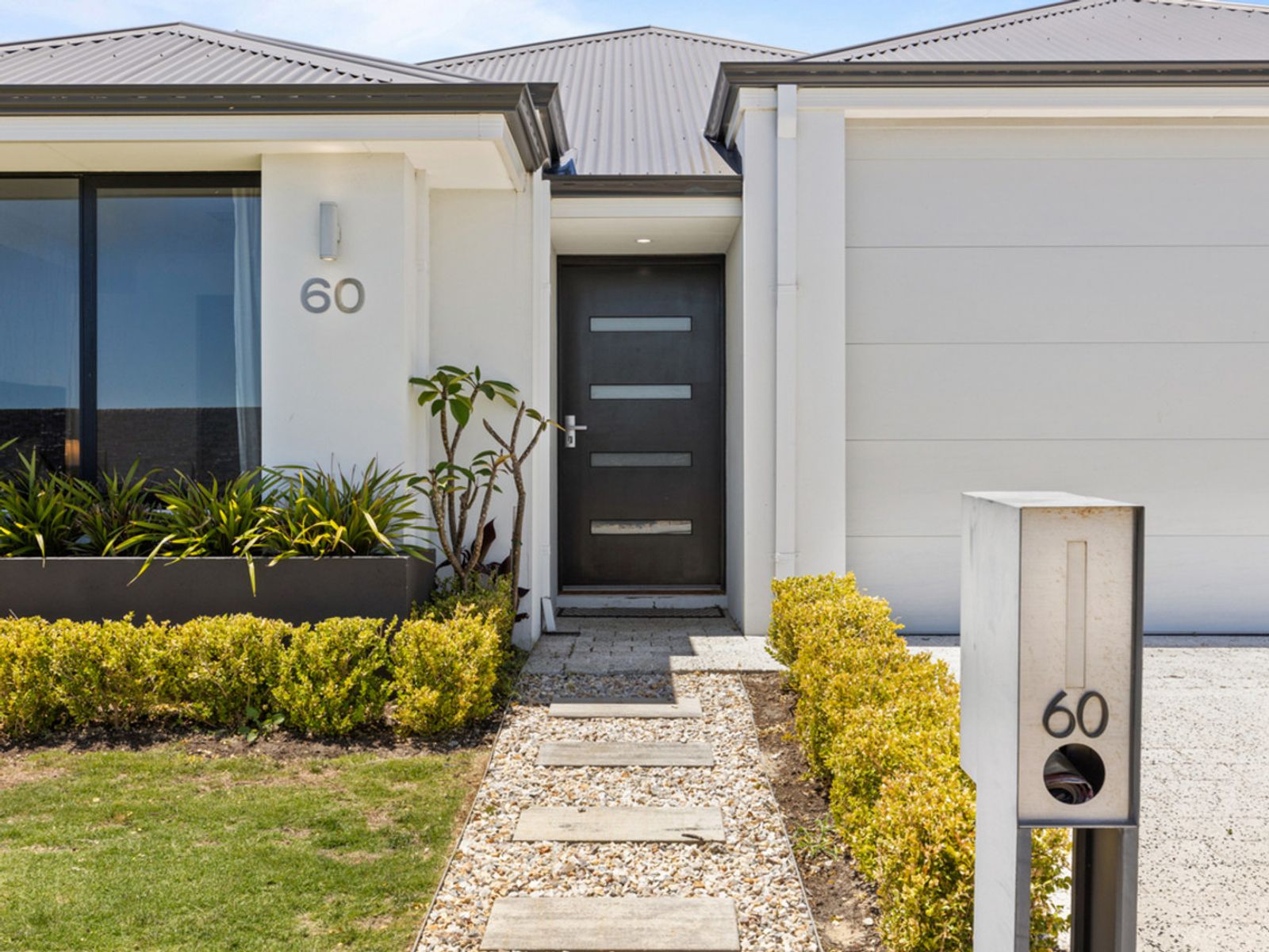 60 Hickman Drive, Piara Waters WA 6112, Piara Waters - Thumbnail 4