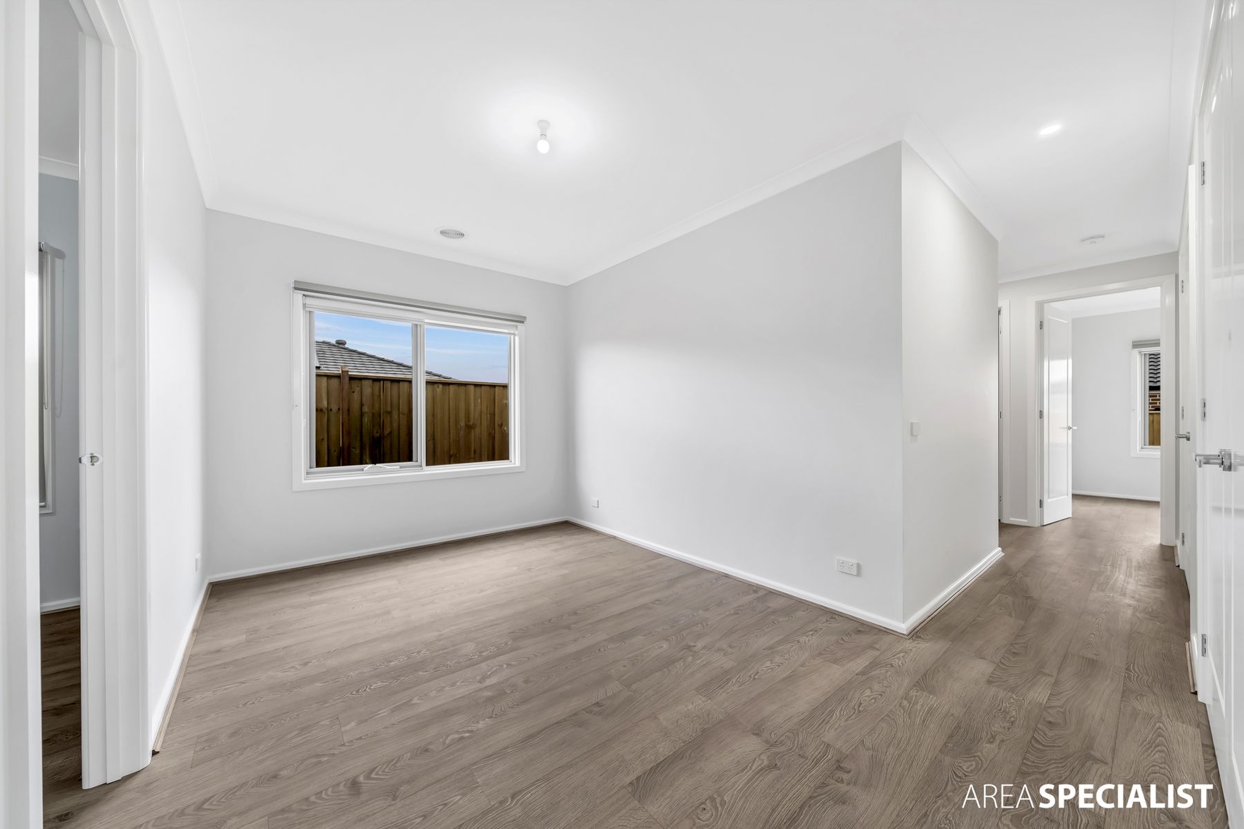 13 Harlequin Way, Clyde North, VIC 3978, Clyde North - Thumbnail 8