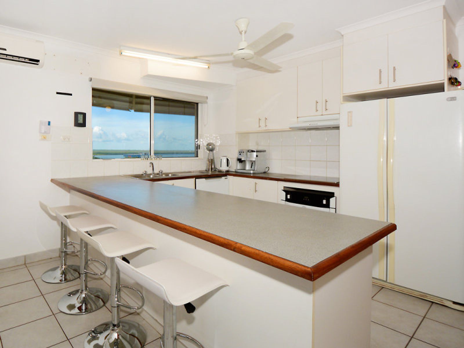 109/21 Cavenagh Street, Darwin City NT 0800, Darwin City - Thumbnail 3