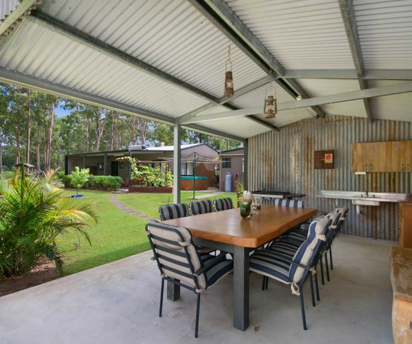 1239 Ellangowan Rd, Ellangowan - Thumbnail 6