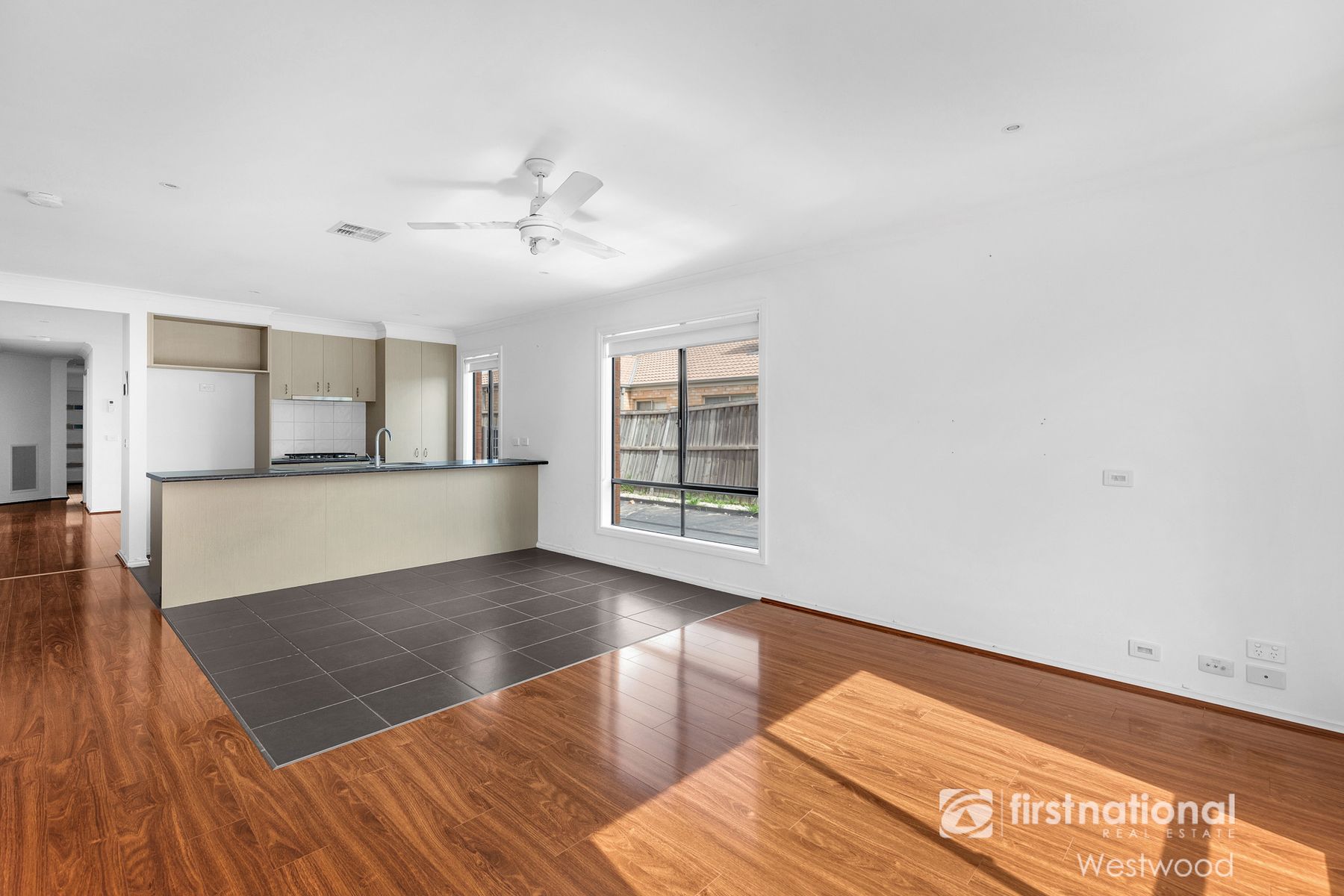 32 Barmera Way, Truganina VIC 3029, Truganina - Thumbnail 2