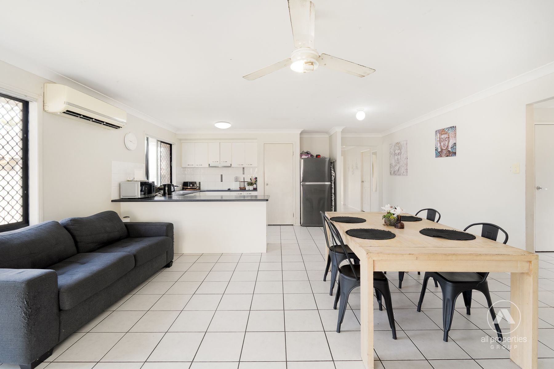 12 Griffen Place, Crestmead QLD 4132, Crestmead - Thumbnail 3
