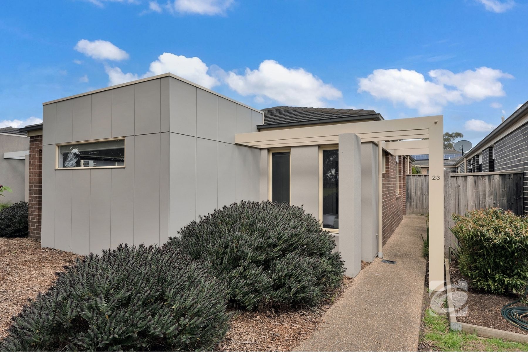 23 Sierra Walk, Cranbourne North - Image 1
