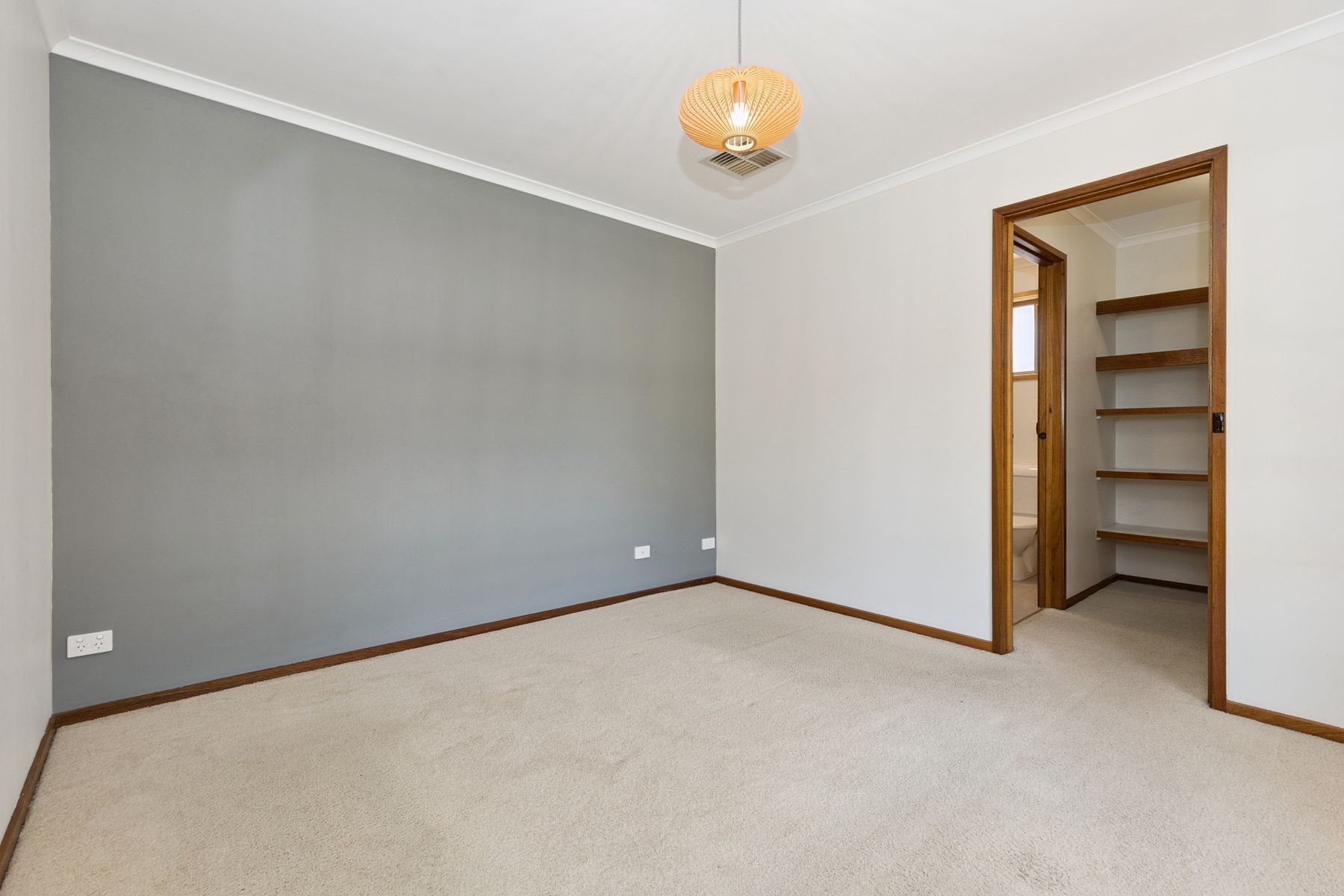 5 Landale Drive, Strathdale VIC 3550, Strathdale - Thumbnail 5