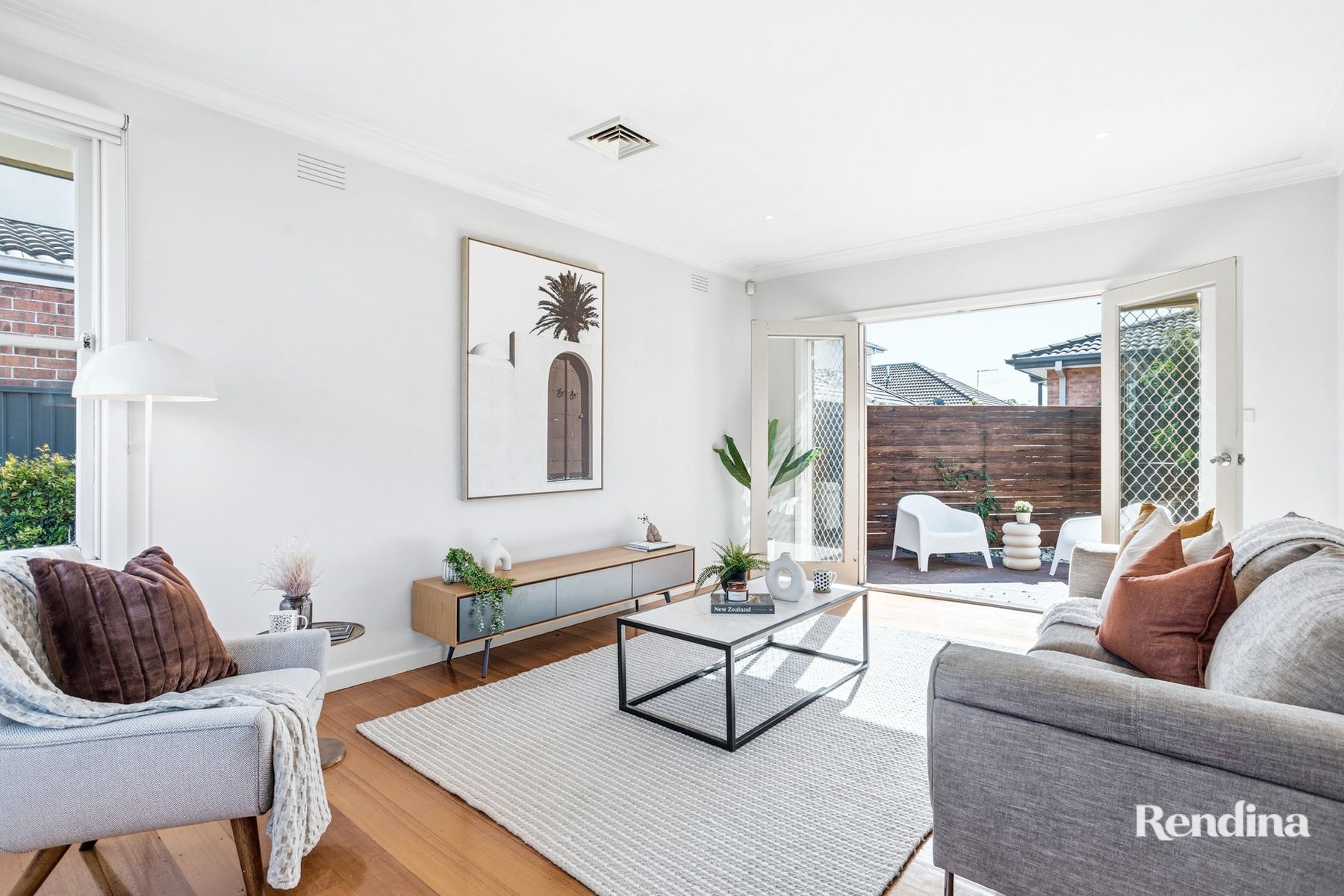 1/16 Curie Avenue, Oak Park - Thumbnail 2