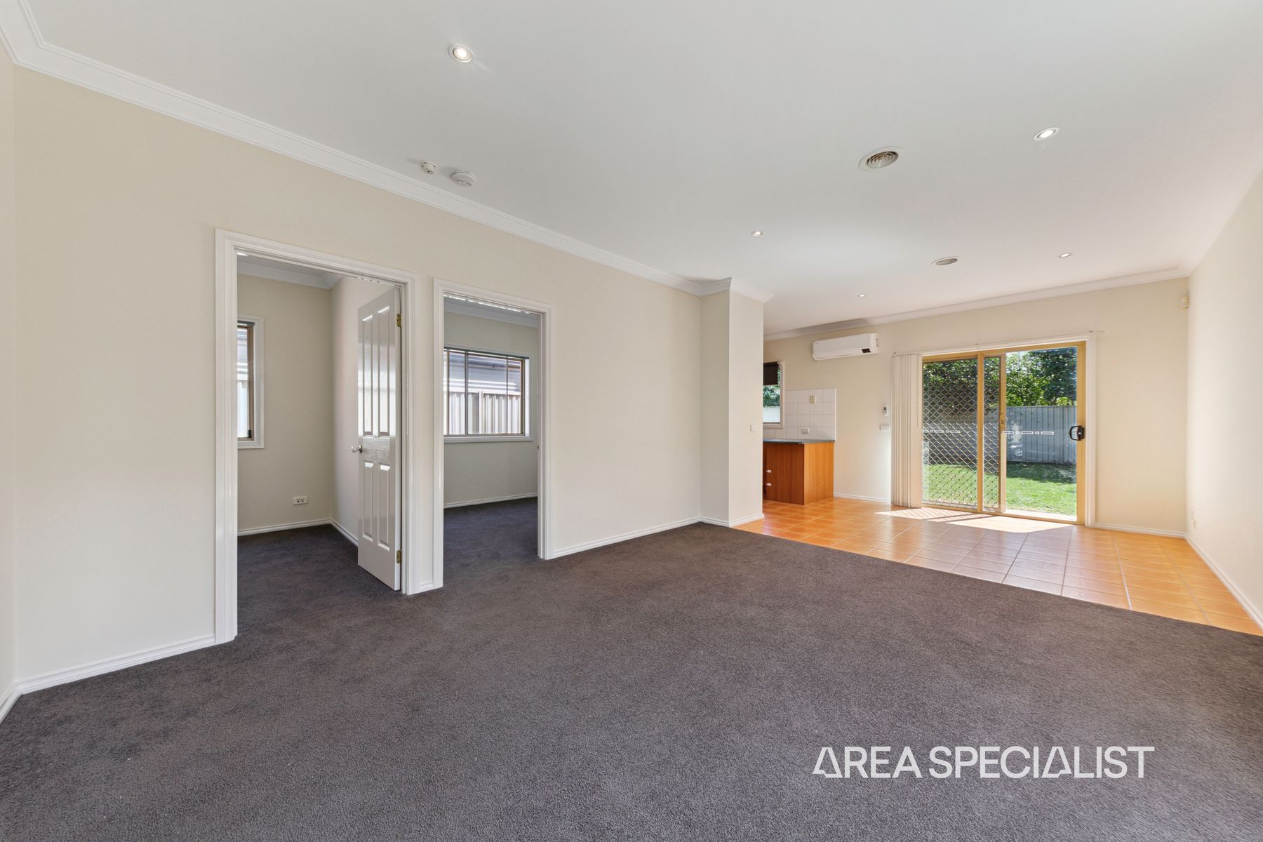 18 Catherine Place, Pakenham, VIC 3810, Pakenham - Thumbnail 8