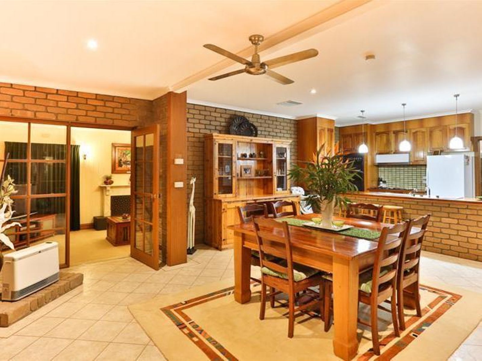 769 Cureton Avenue, Nichols Point - Thumbnail 4