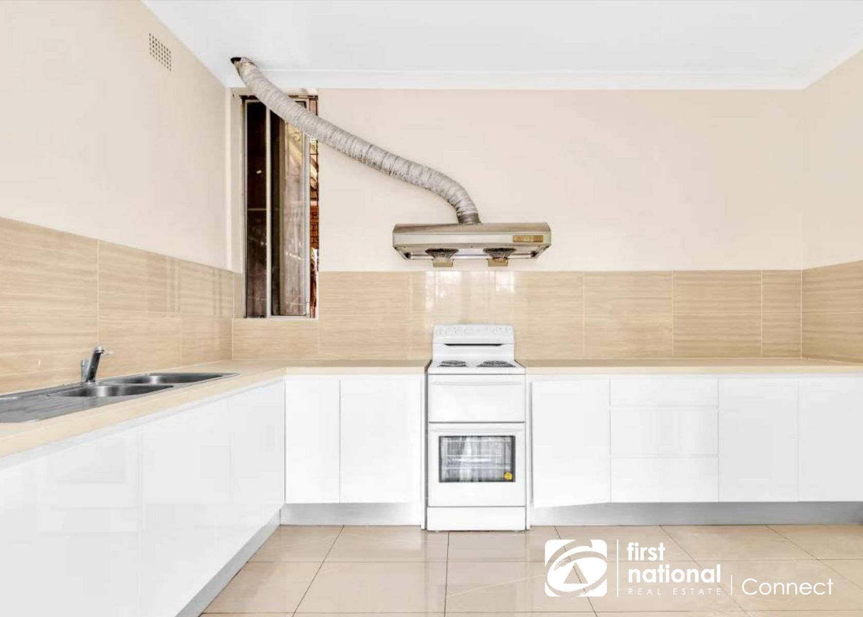 1/37 Centre Lane, Seven Hills NSW 2147, Seven Hills - Thumbnail 2